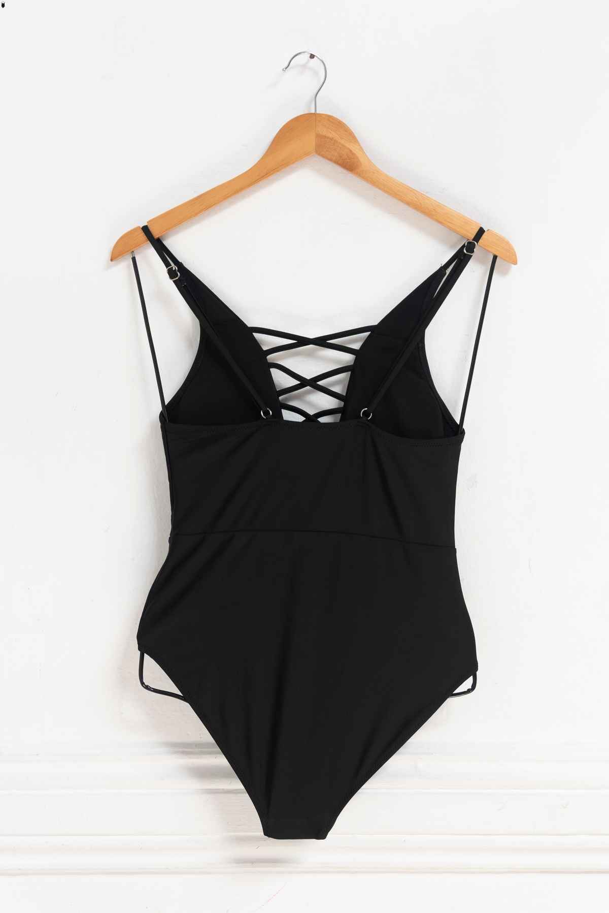 Ropa de baño negra escote - Talla M