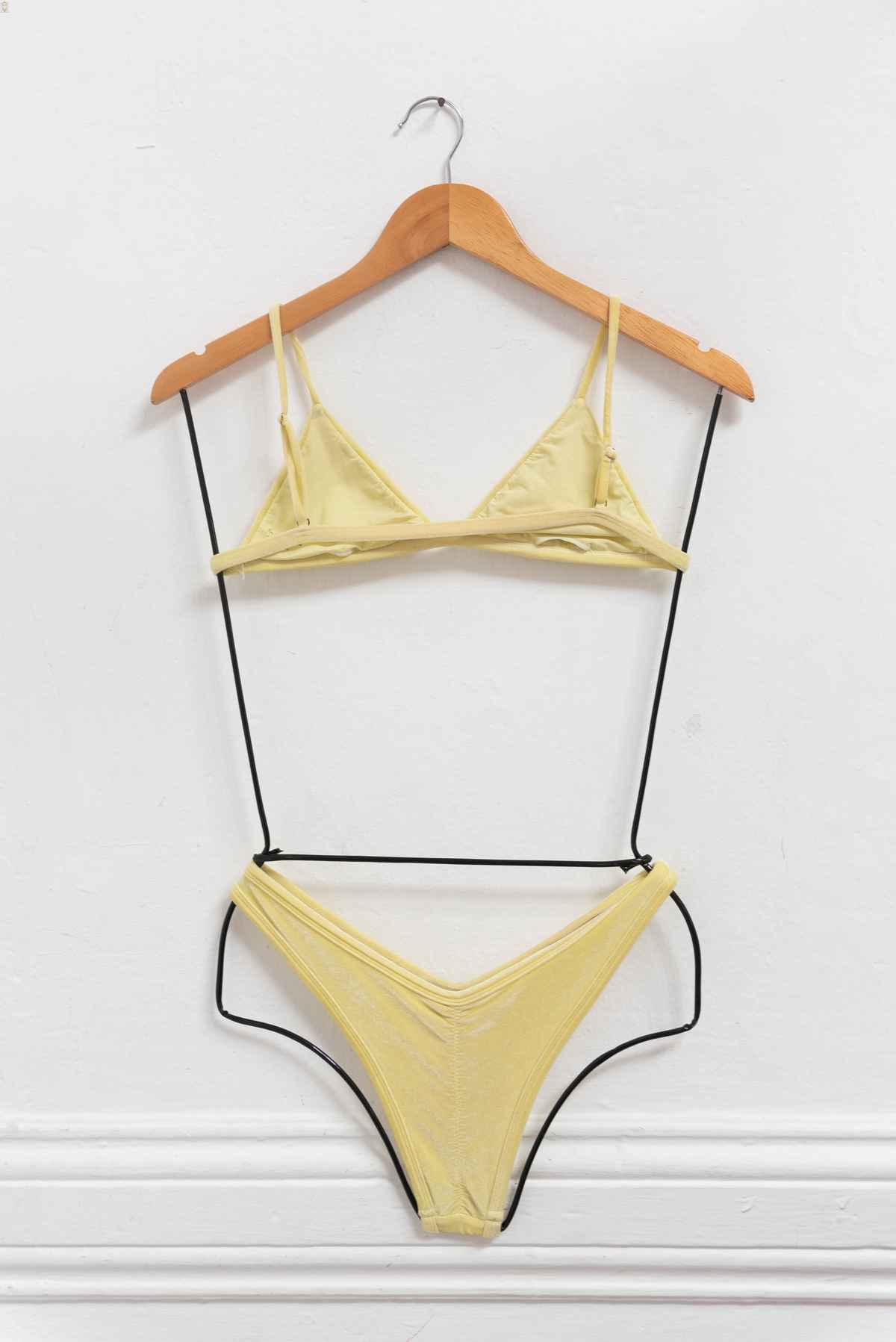 Bikini amarillo velvet - Agua Viva - Talla S
