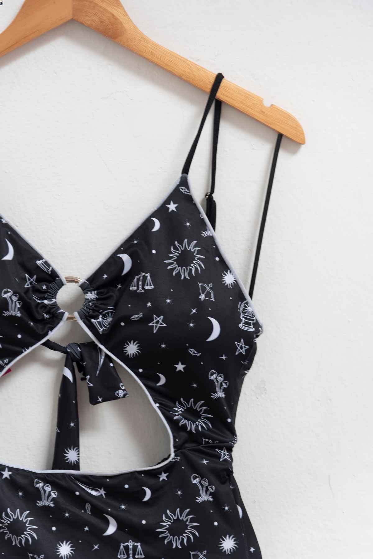 Ropa de baño negra sol y luna - Demar - Talla S