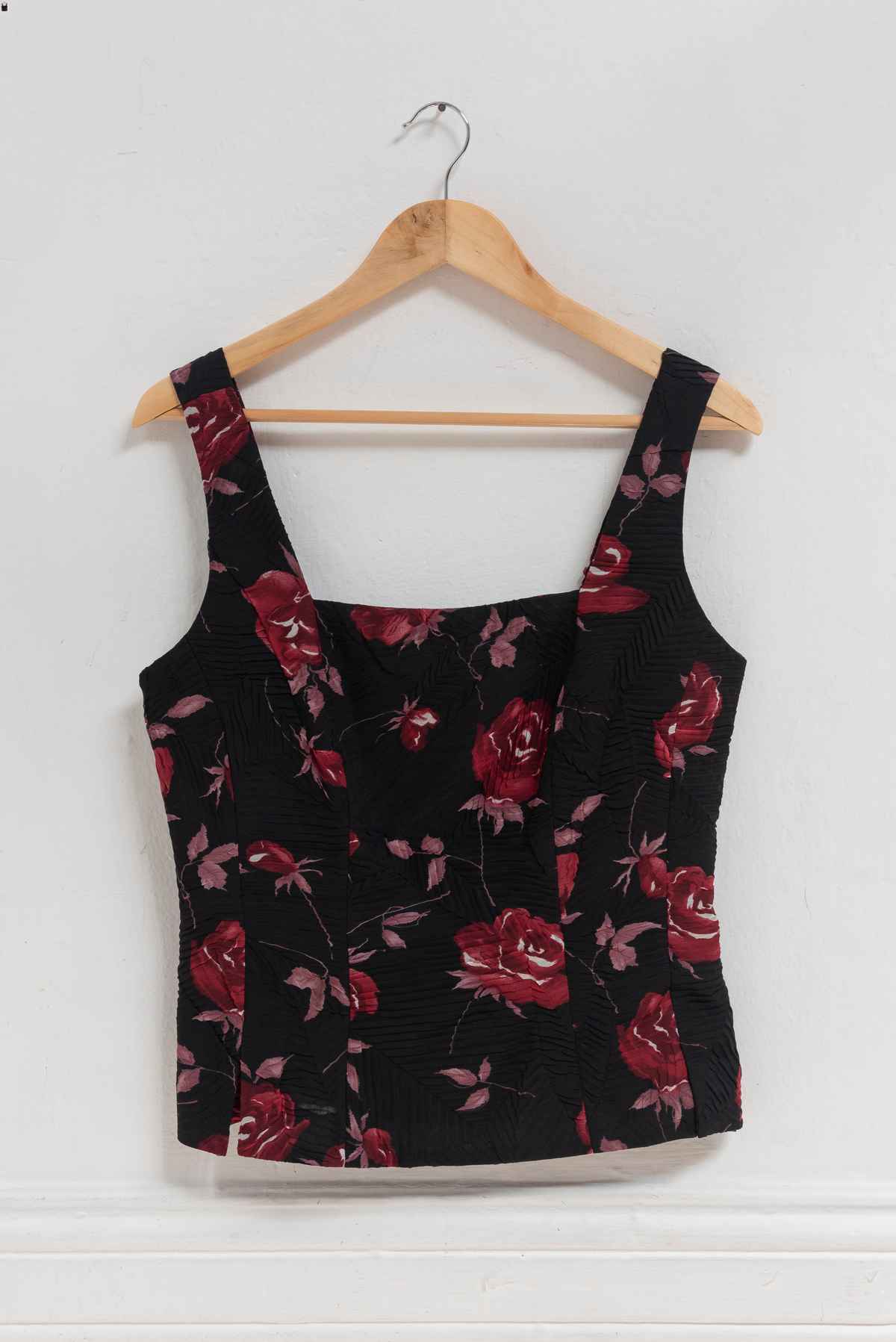 Top negro rosas - Hermann Lange - Talla M