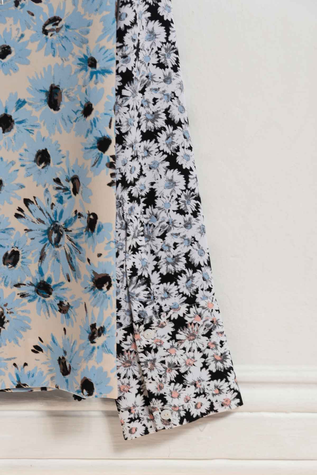 Blusa celeste print - Warehouse - Talla S