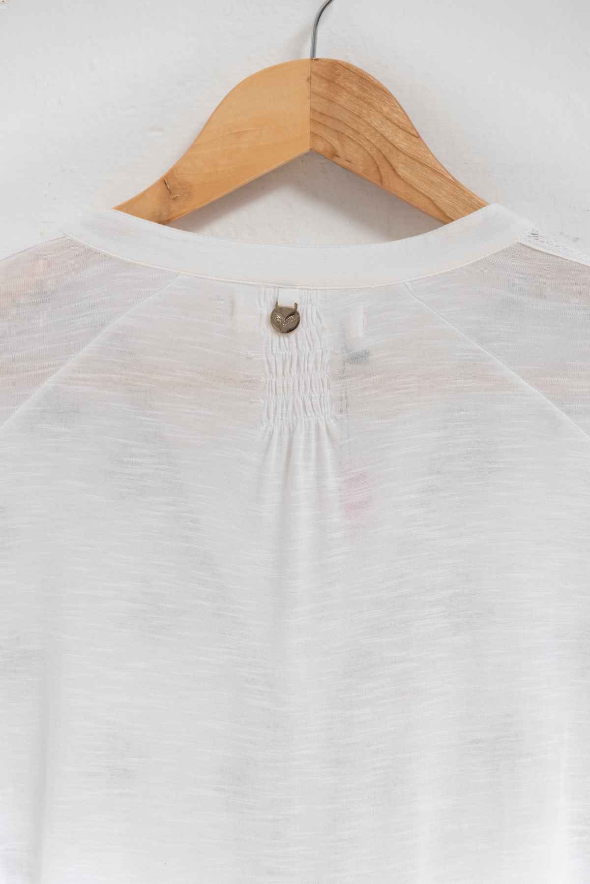 Blusa blanca con flores plateadas - Rapsodia - Talla S
