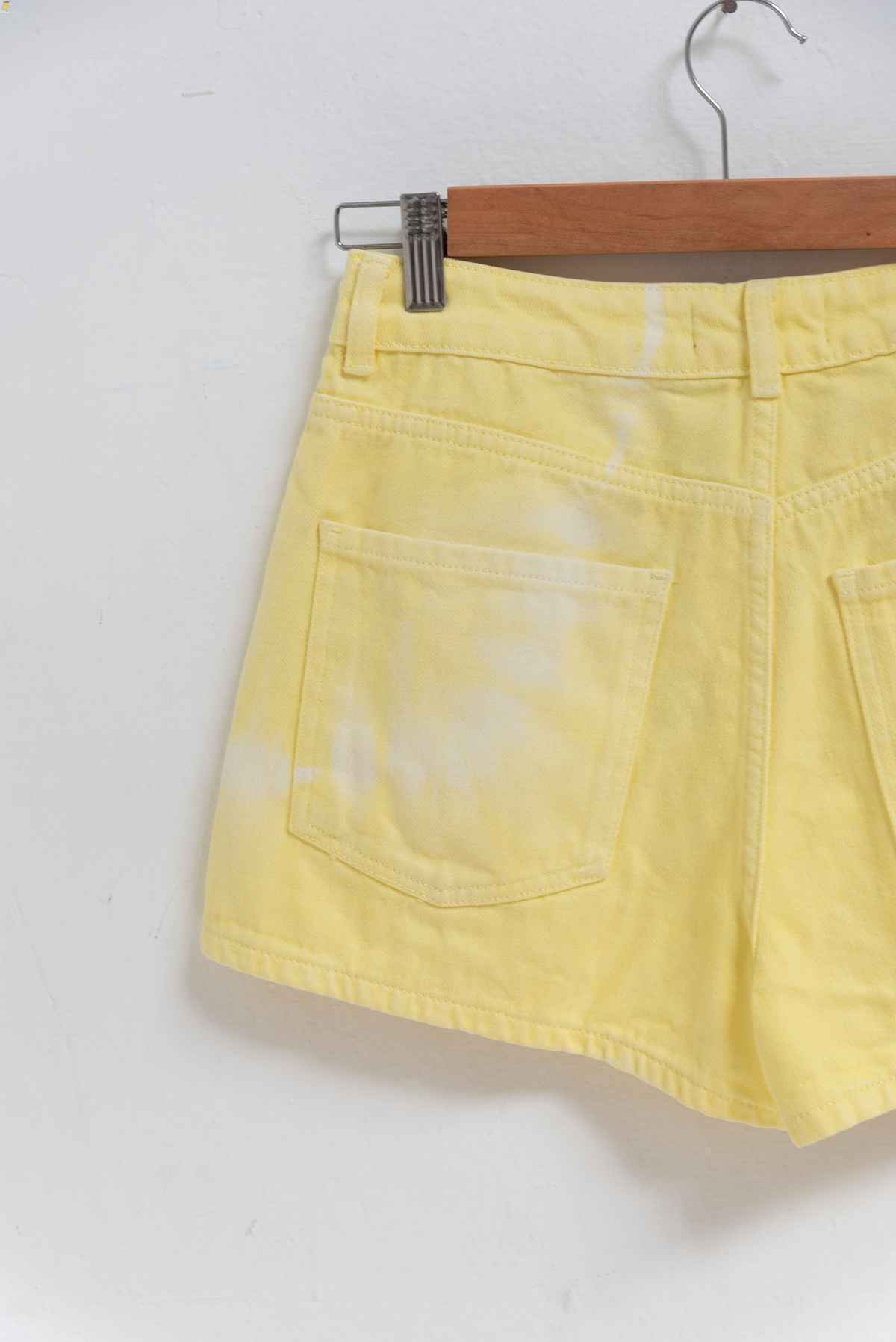 Short amarillo - Desigual - Talla M