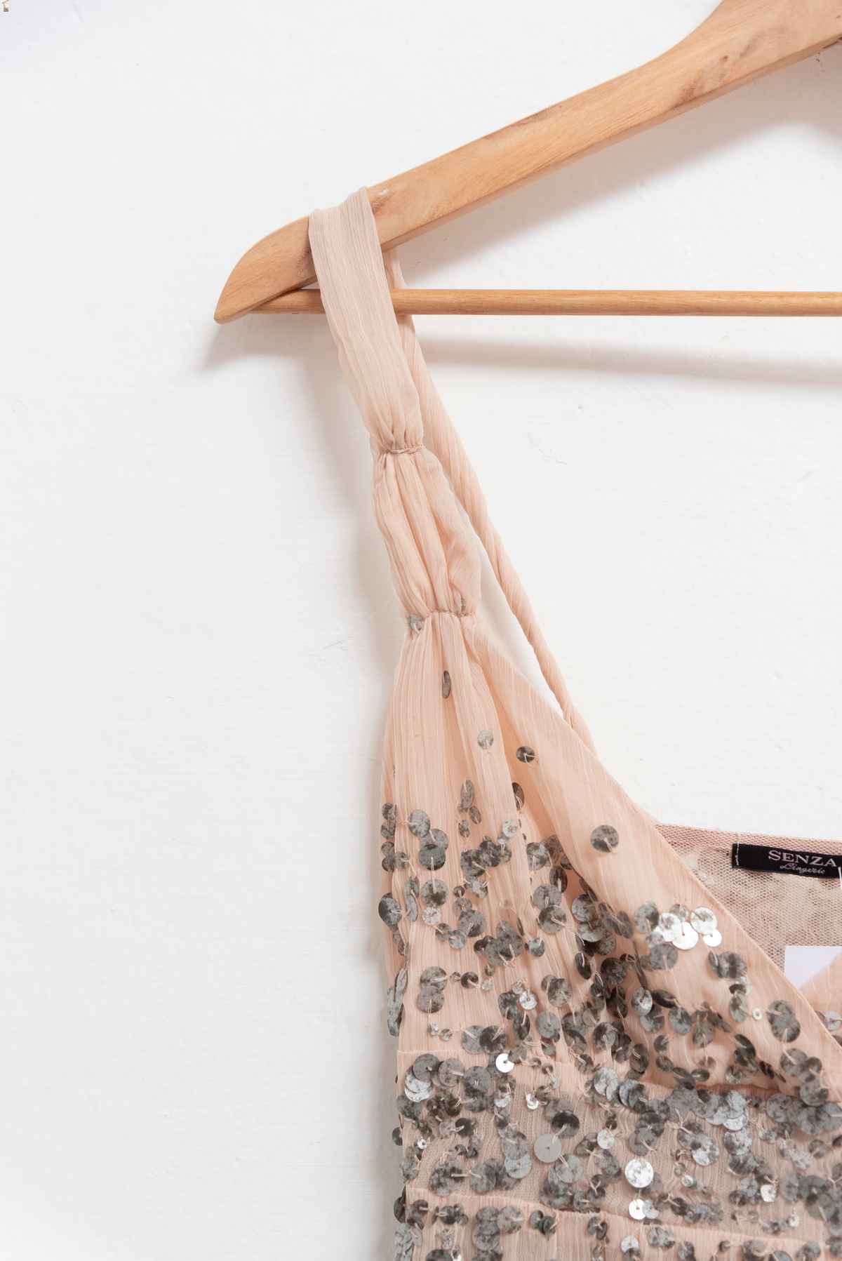 Top rosado aplicaciones plateadas - Talla M