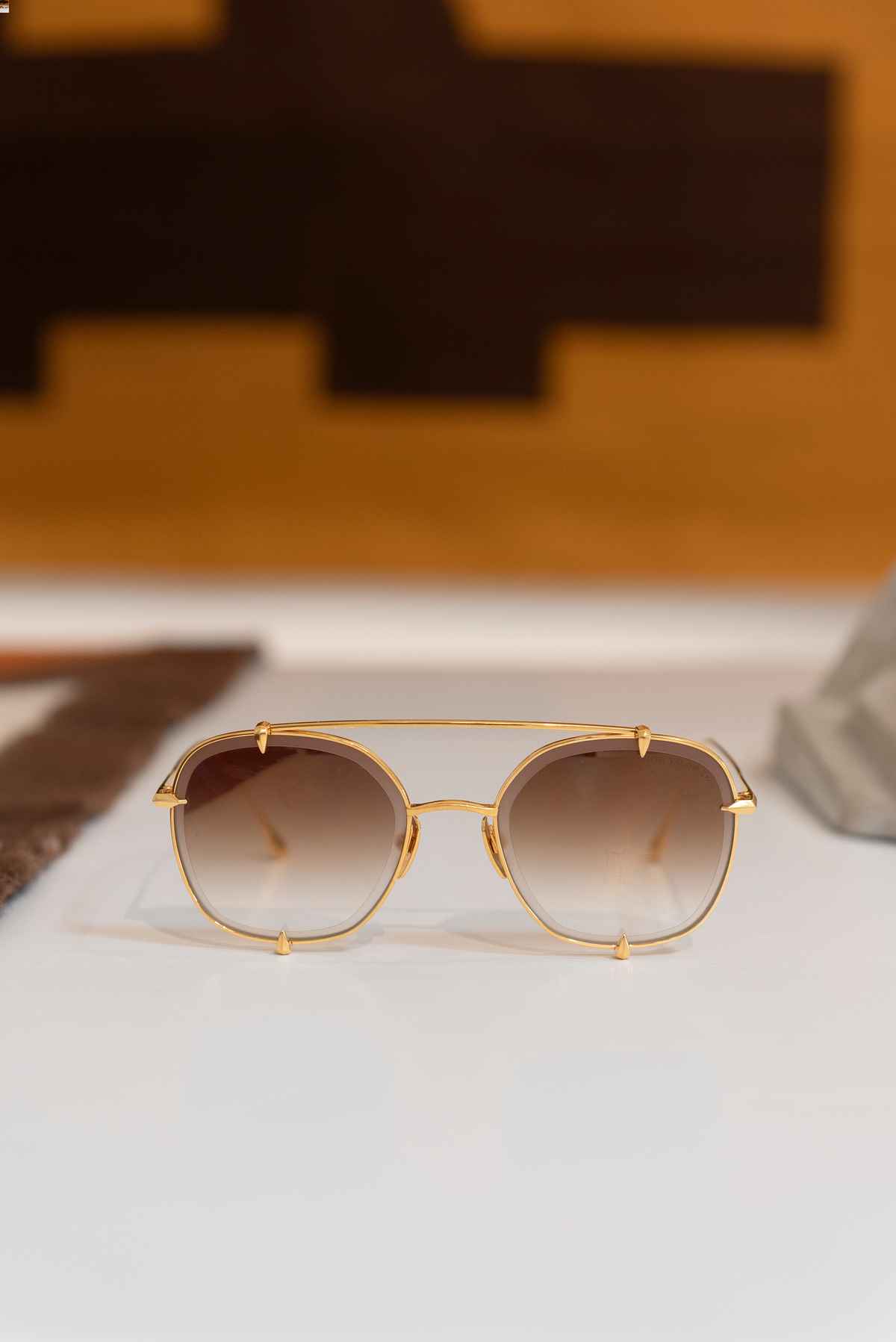 Lentes circulares dorados - Dita