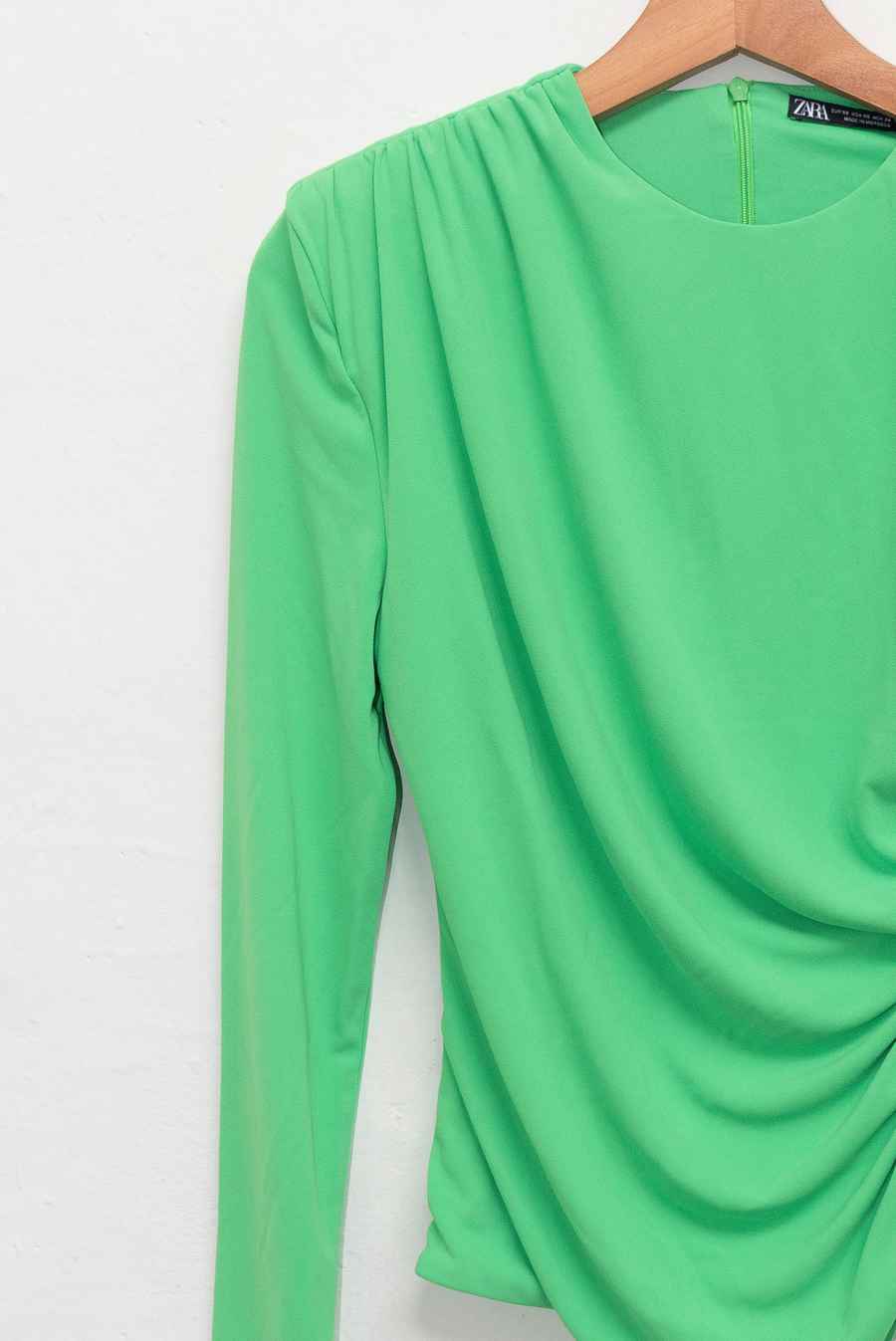 Body verde manga larga - Talla XS - Zara
