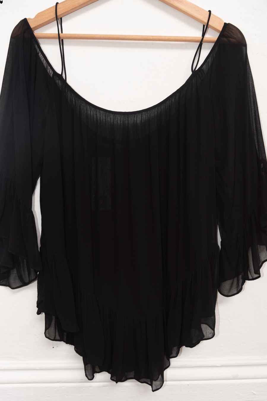 Blusa negra tiras y mangas abiertas - Talla M - Zara
