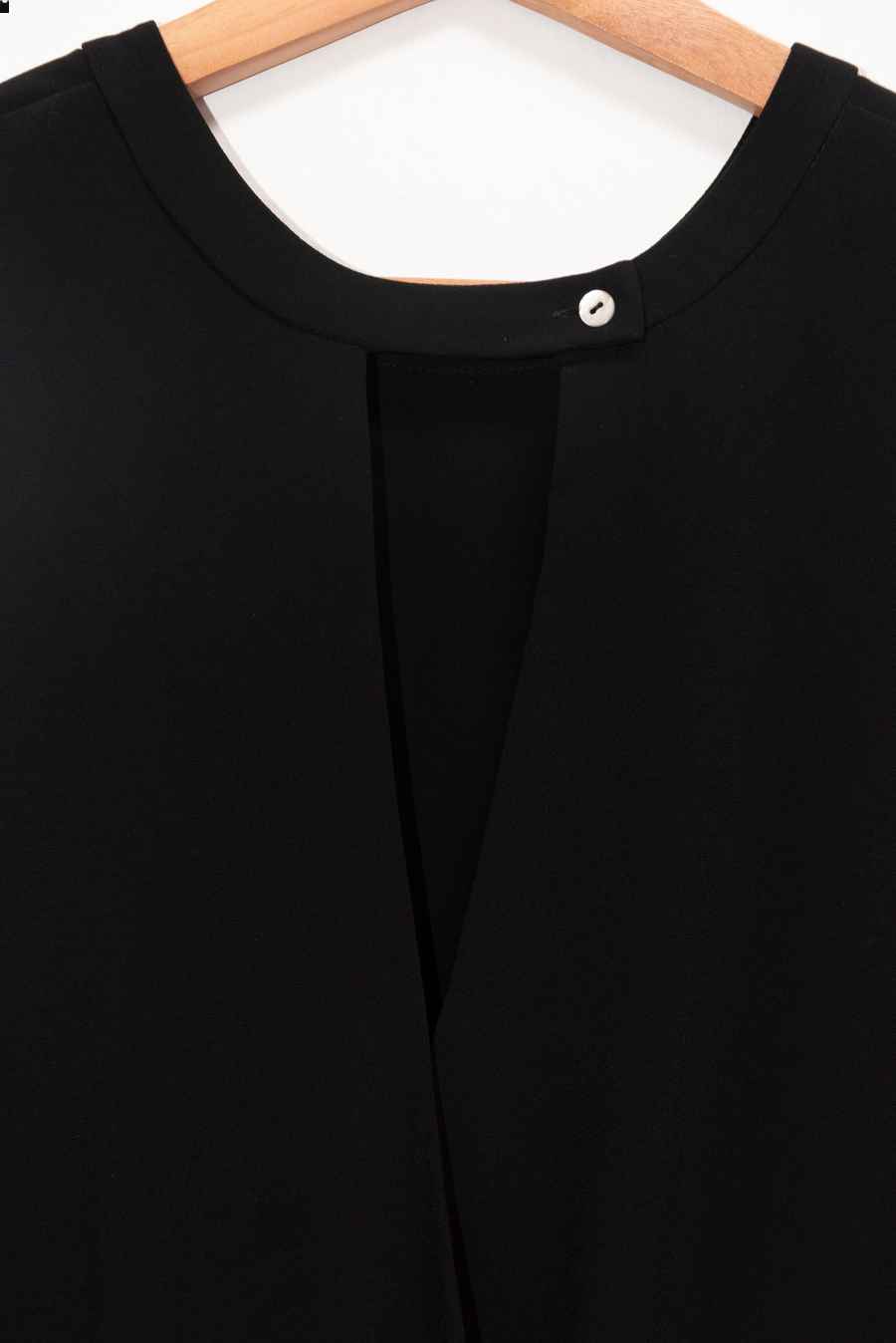 Blusa negra con escote en espalda - Talla M - Sisley