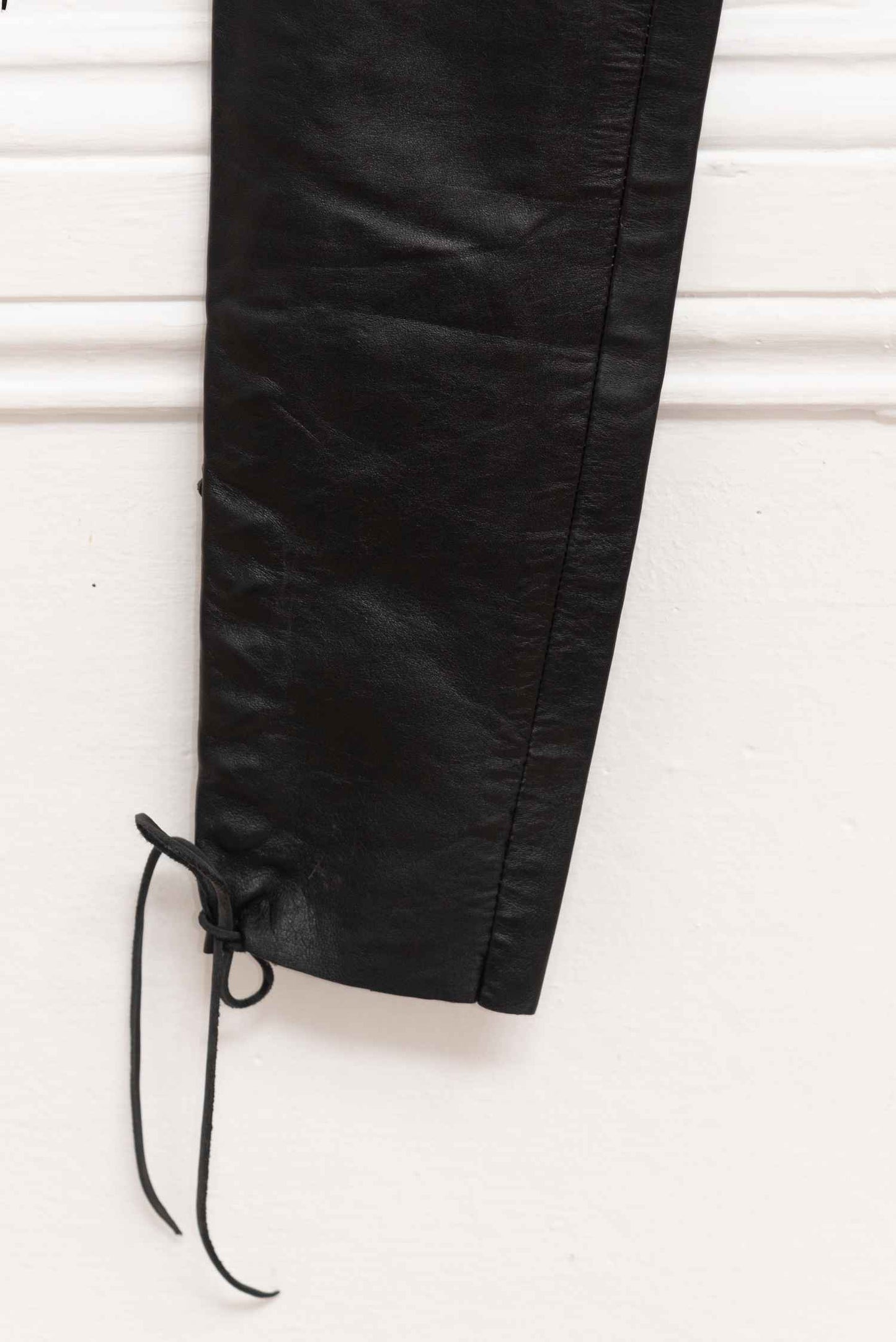 Pantalón negro de cuero - Talla XS