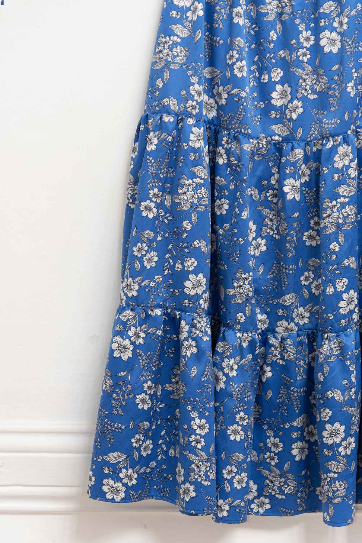 Falda azul flores blancas - ABD - Talla M