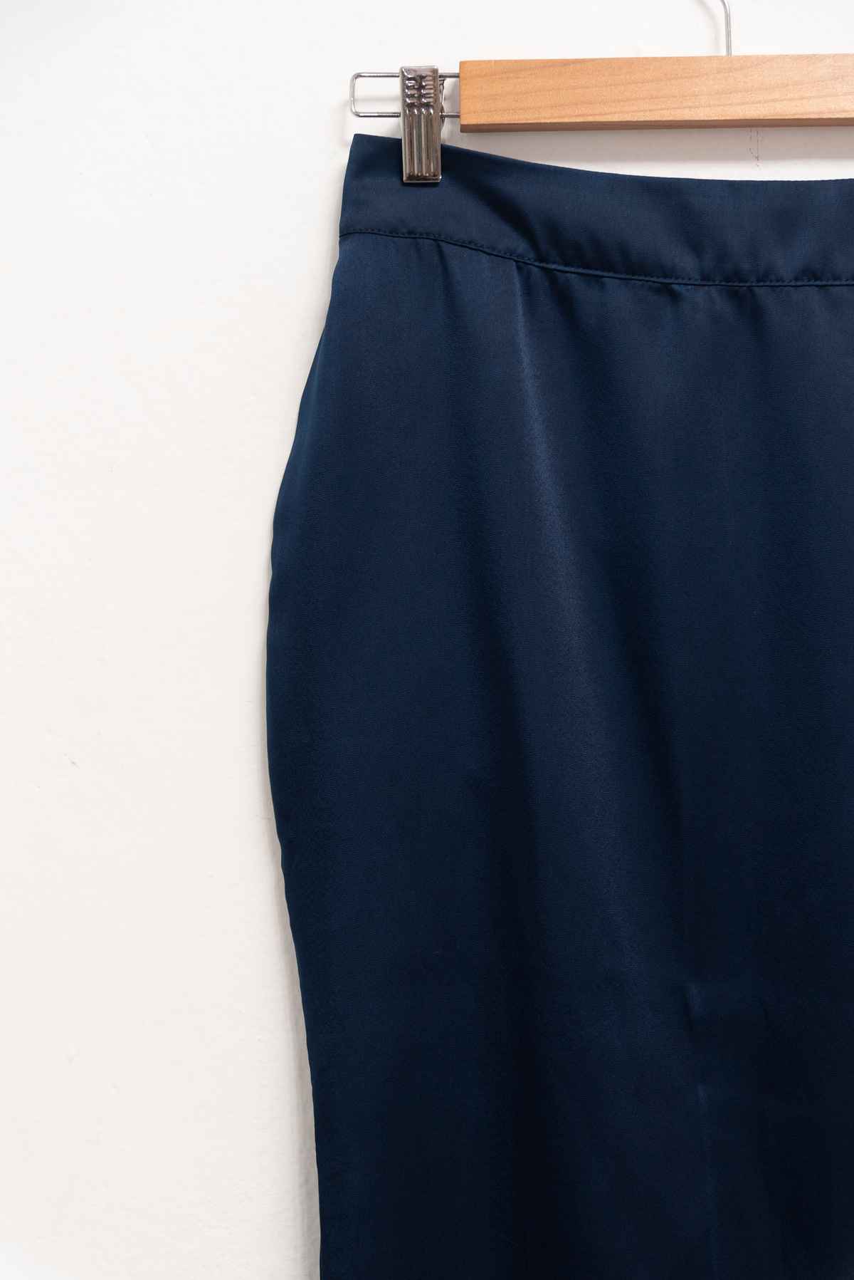 Falda azul satinada - El closet de mi hermana - Talla S
