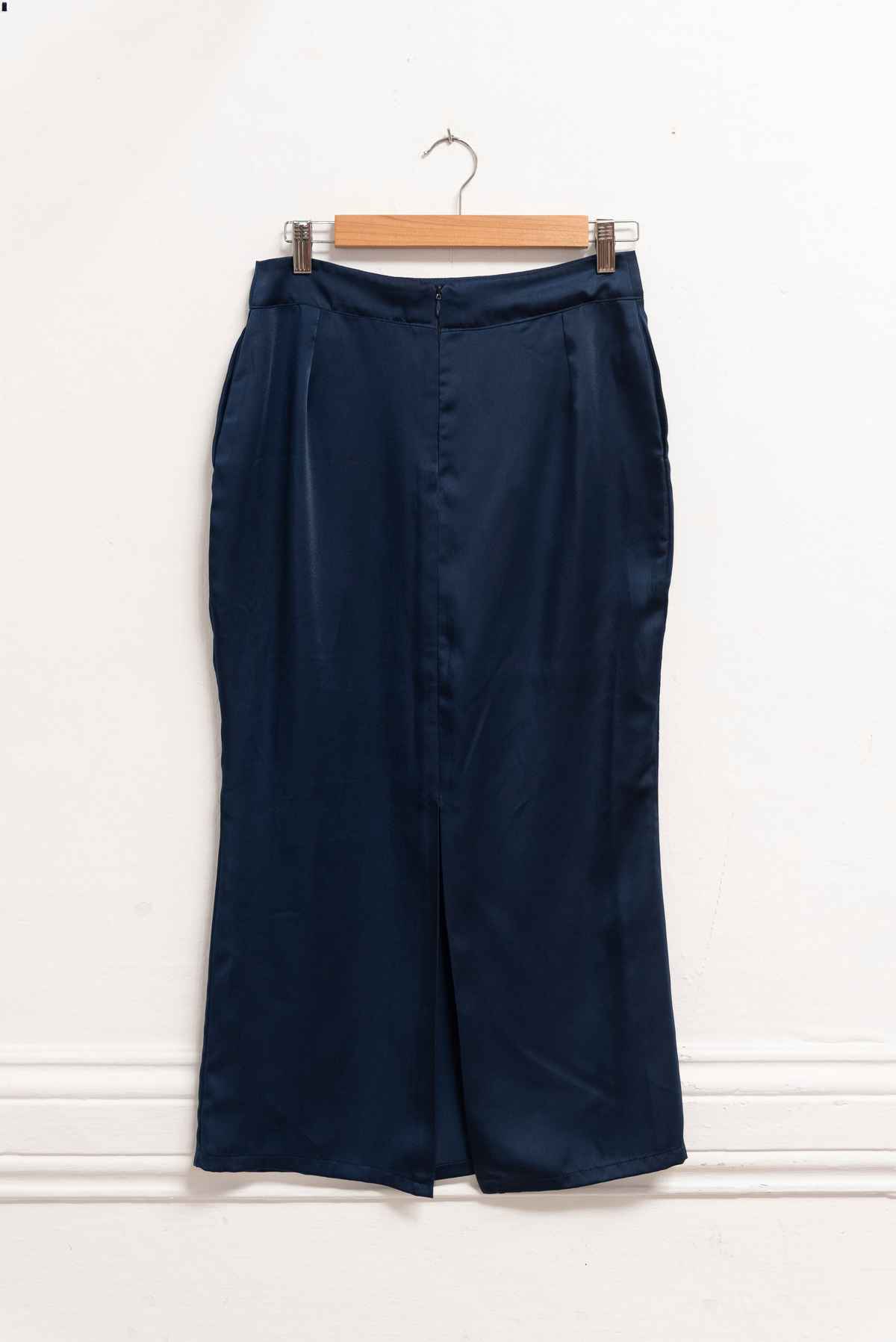 Falda azul satinada - El closet de mi hermana - Talla S