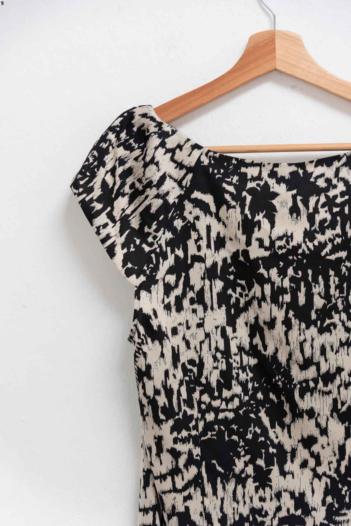 Blusa animal print - Ann Taylor - Talla L