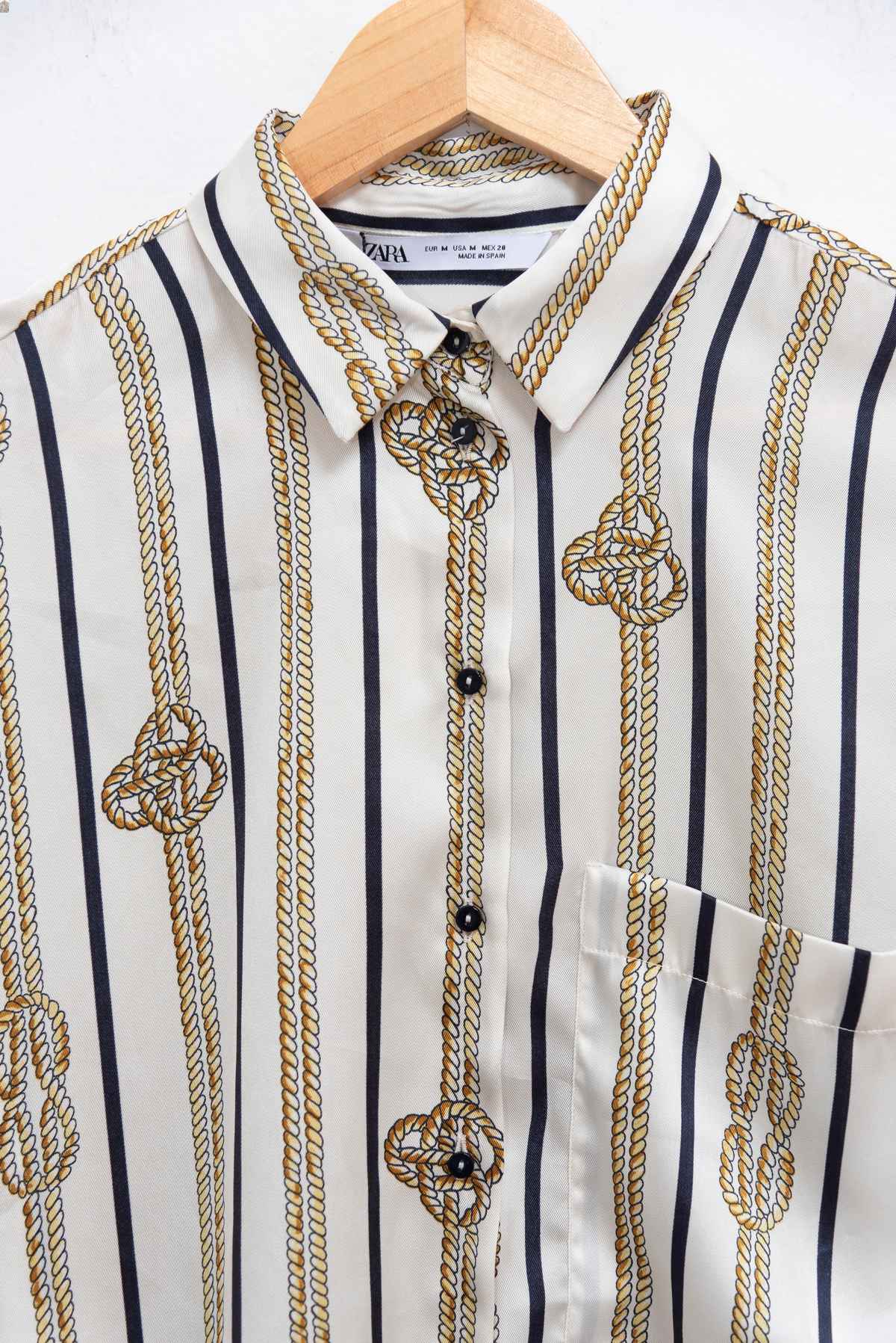 Blusa blanca cadenas - Zara - Talla M
