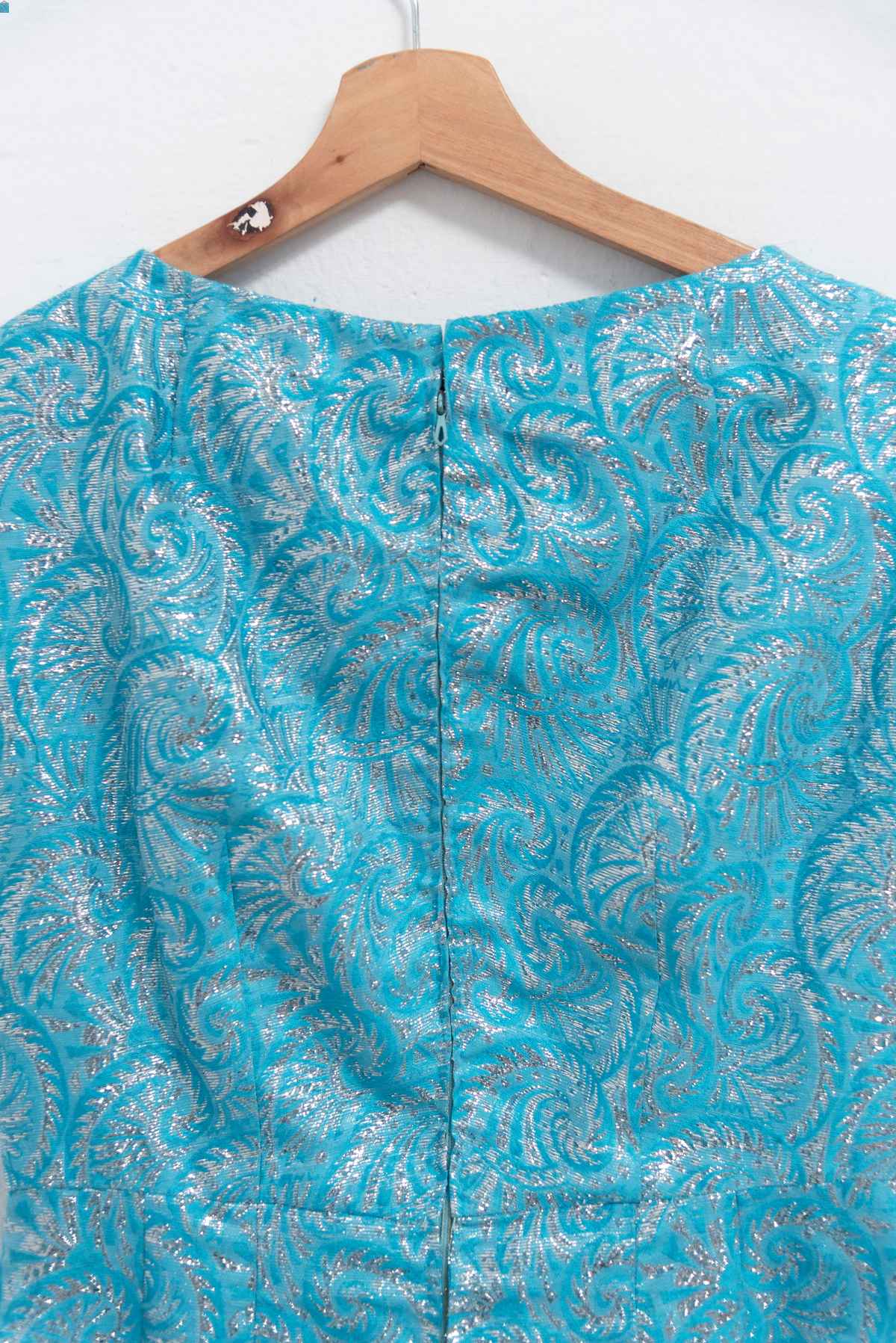 Vestido celestre diseño plateado - Talla M