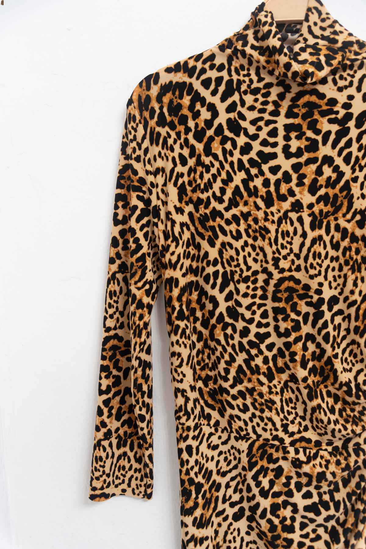 Vestido animal print cuello alto - Talla M