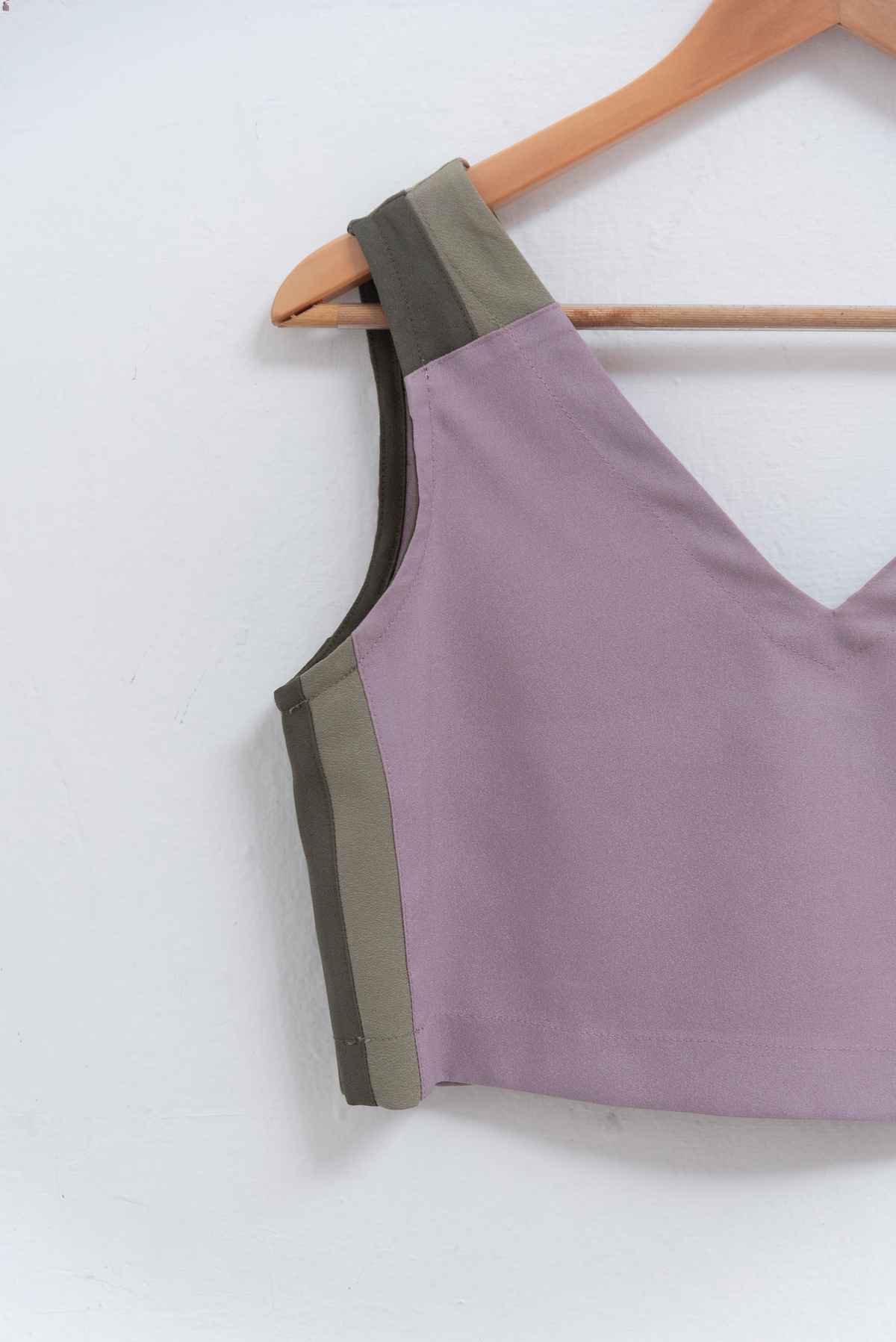Top crop lila - Nicole Niego - Talla M