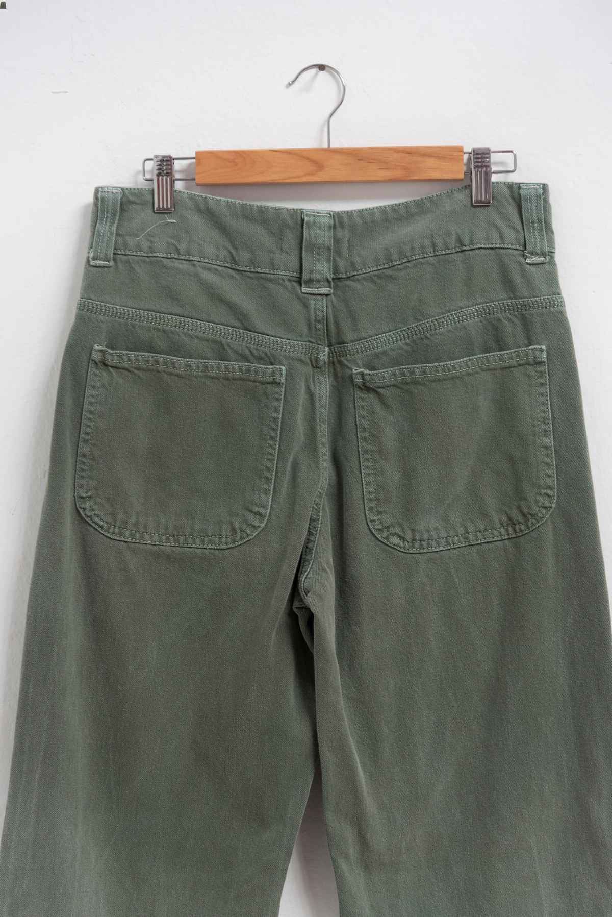 Pantalón verde petróleo - MNG - Talla 30