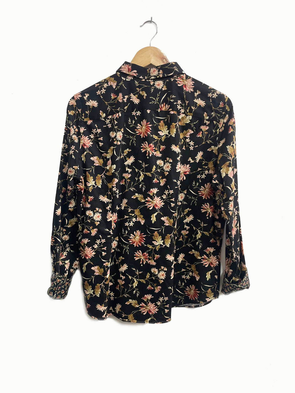 Blusa negra estampado flores - Champs - Talla L