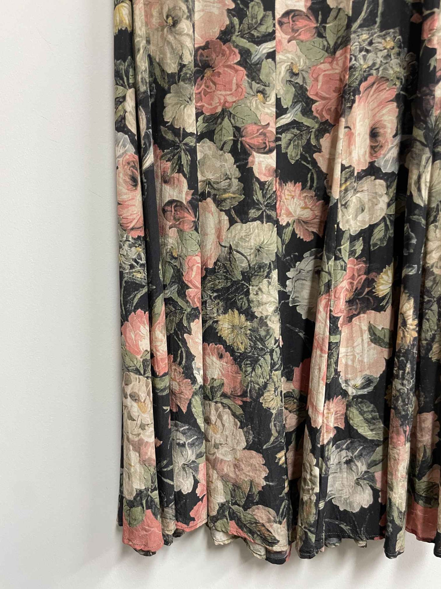 Vestido negro flores pasteles - House of Hackney - Talla S