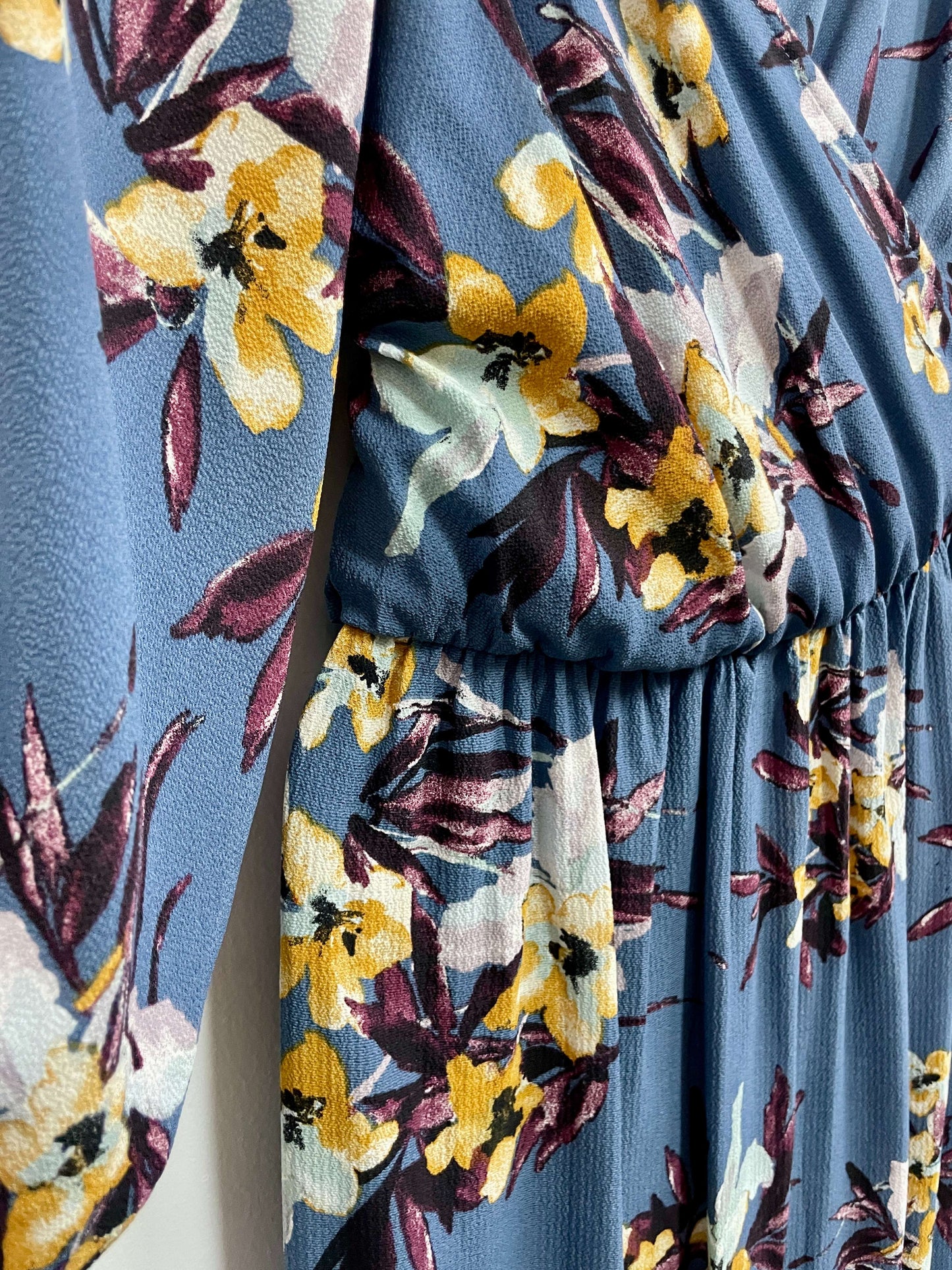 Vestido azul flores - Karma Skin - Talla S