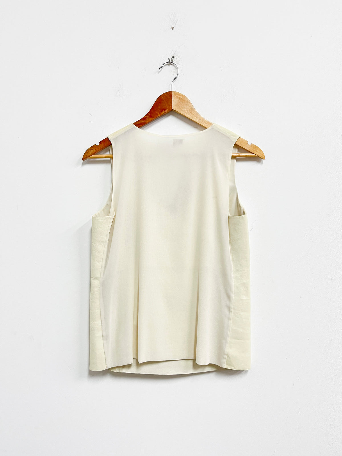 Top de cuero cuello V - Vince - Talla S