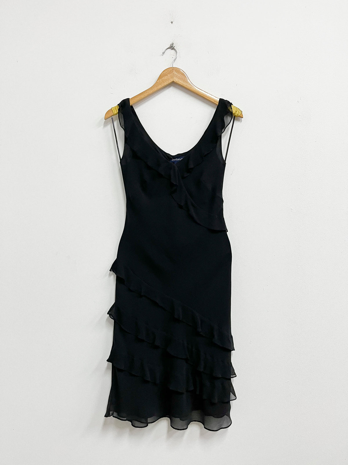 Vestido negro de seda con bobos - Ann Taylor - Talla S