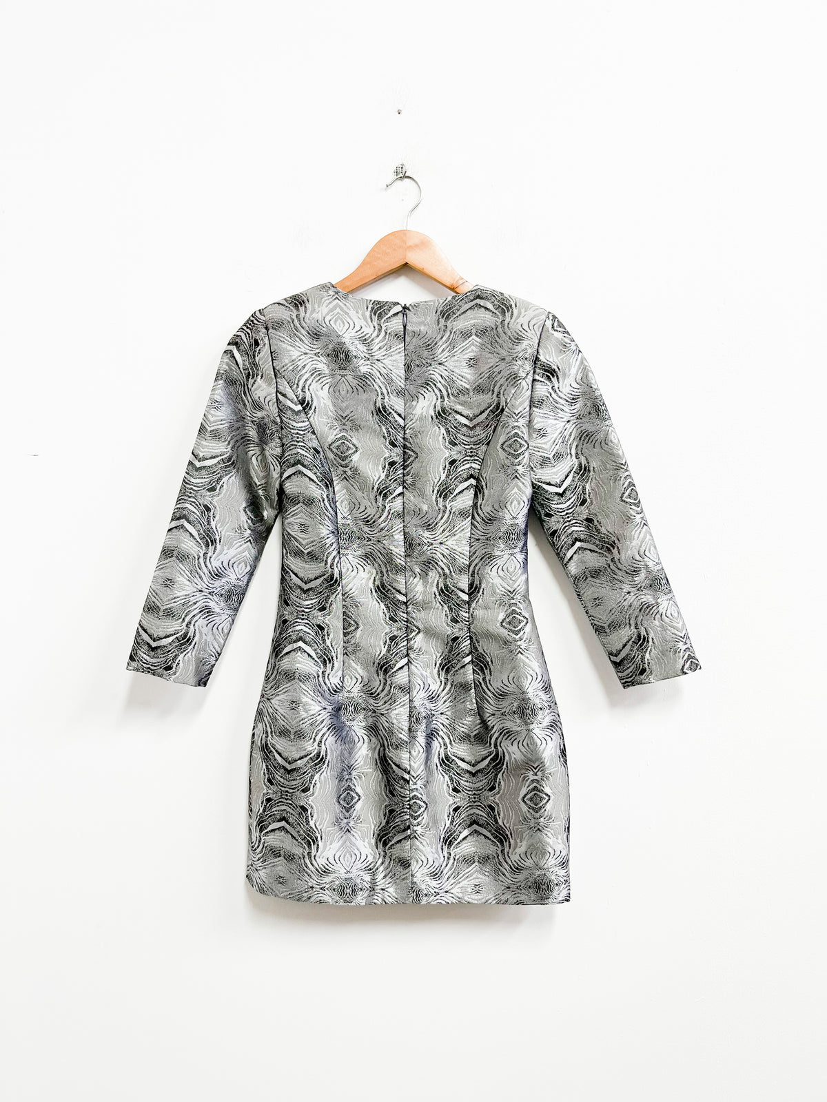 Vestido plateado con brillos y rayas negras - Vintage - Talla S