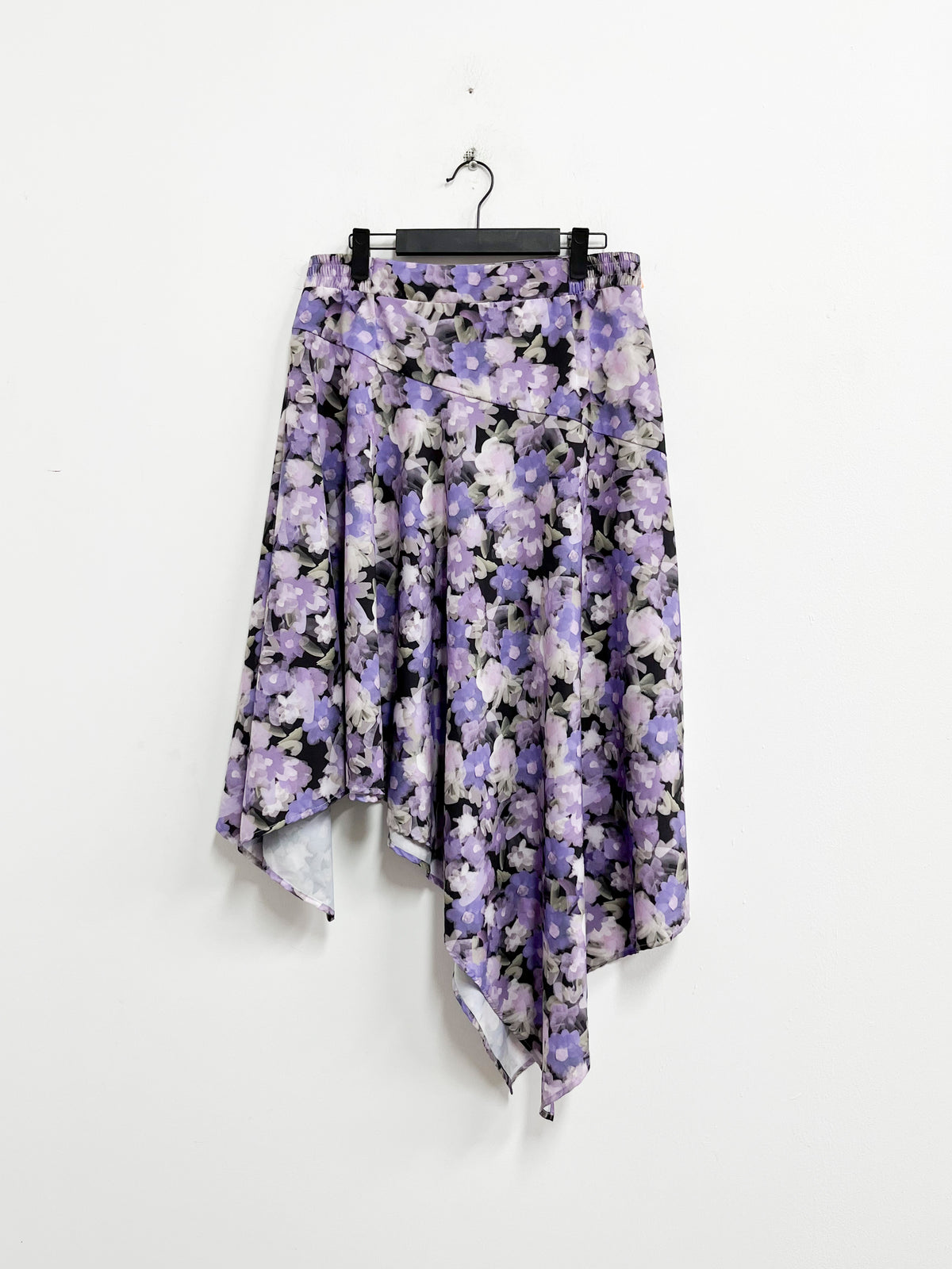 Falda estampada tonos lila - Fasce - Talla M