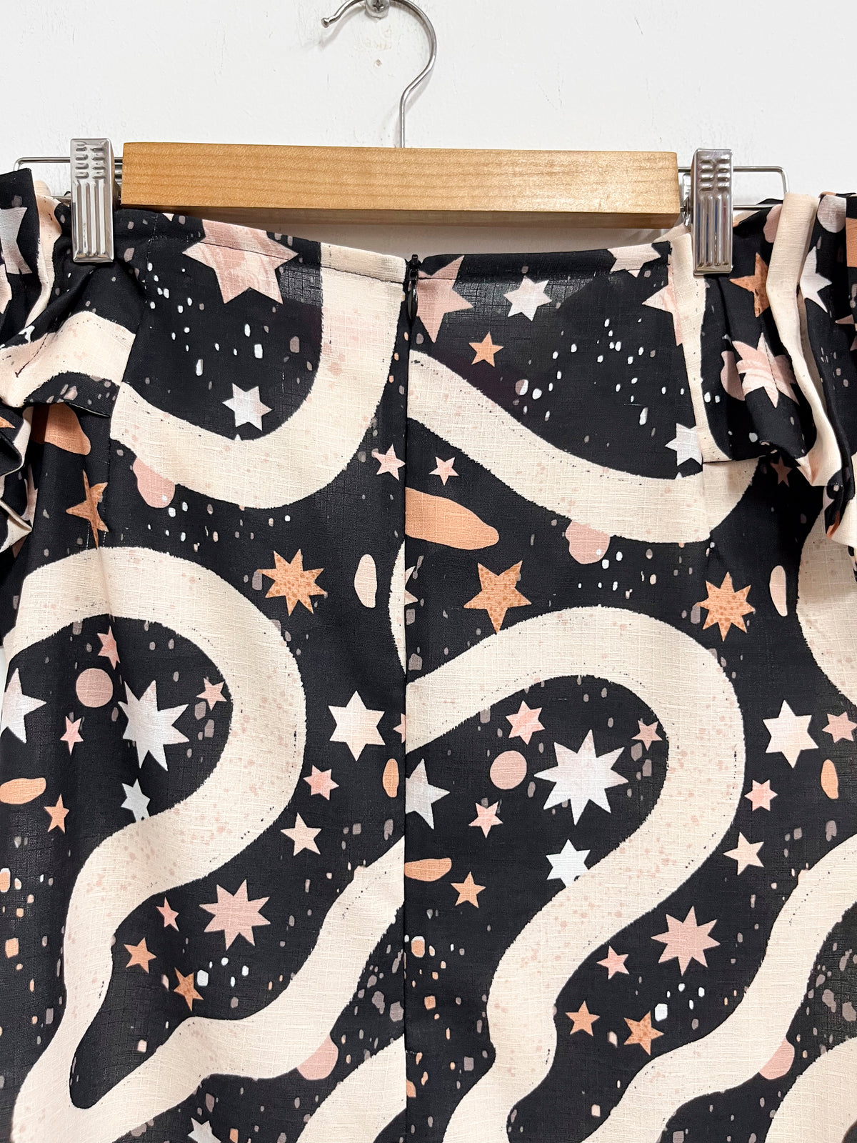 Top negro con estrellas - Lobo Rosa - Talla S
