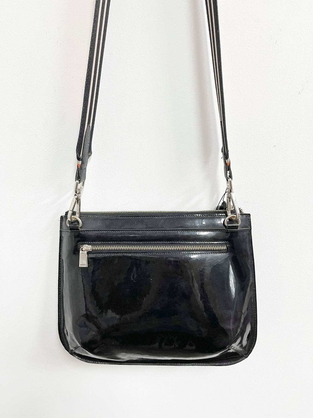 Bandolera negra de charol - Prune