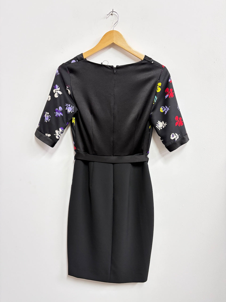 Vestido negro corto con flores - Diane Furstenberg - Talla S/M