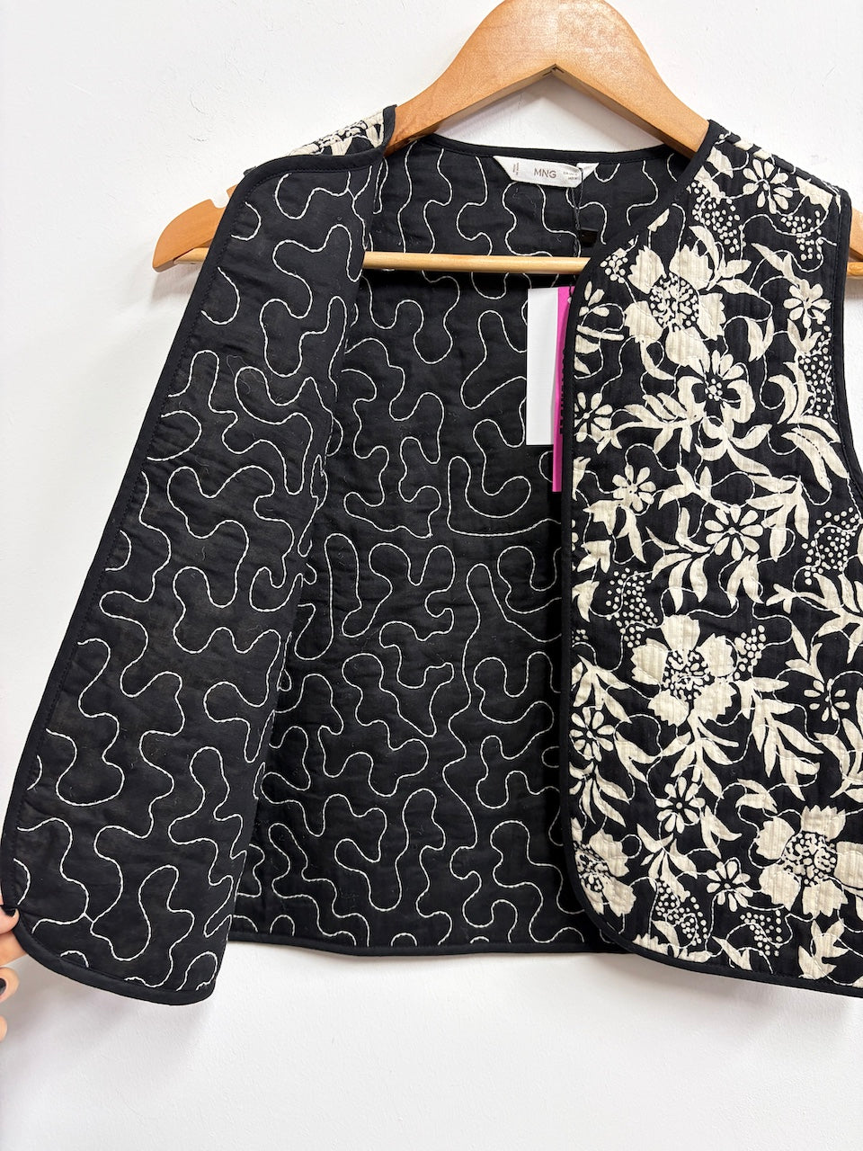 Chaleco negro estampado flores - Mango - Talla M