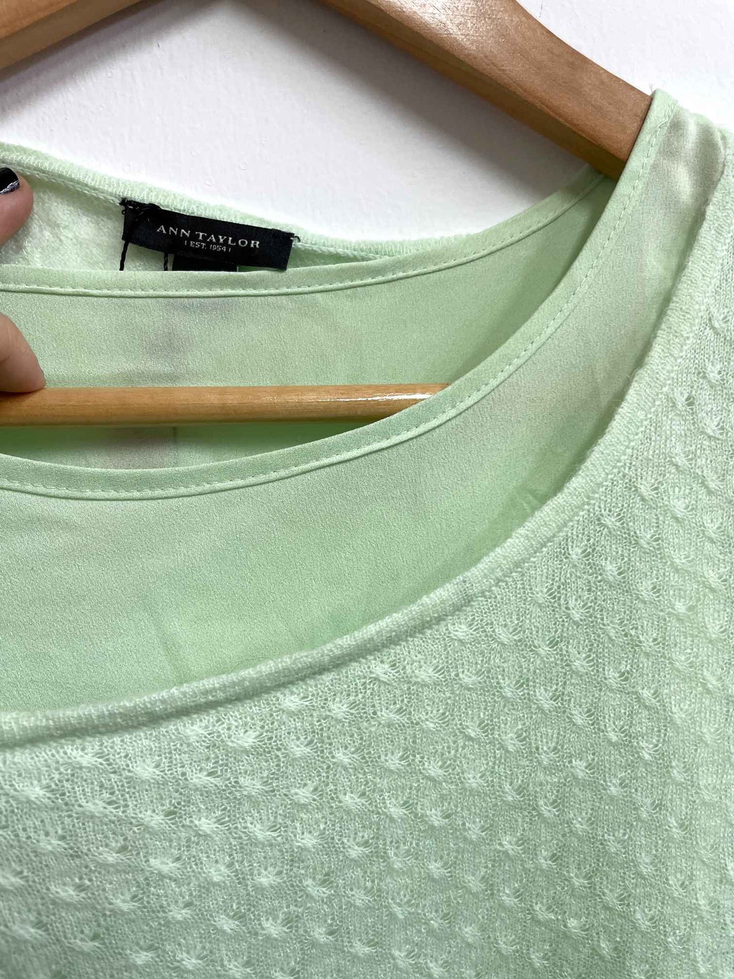 Chompa verde limón - Ann Taylor - Talla XS