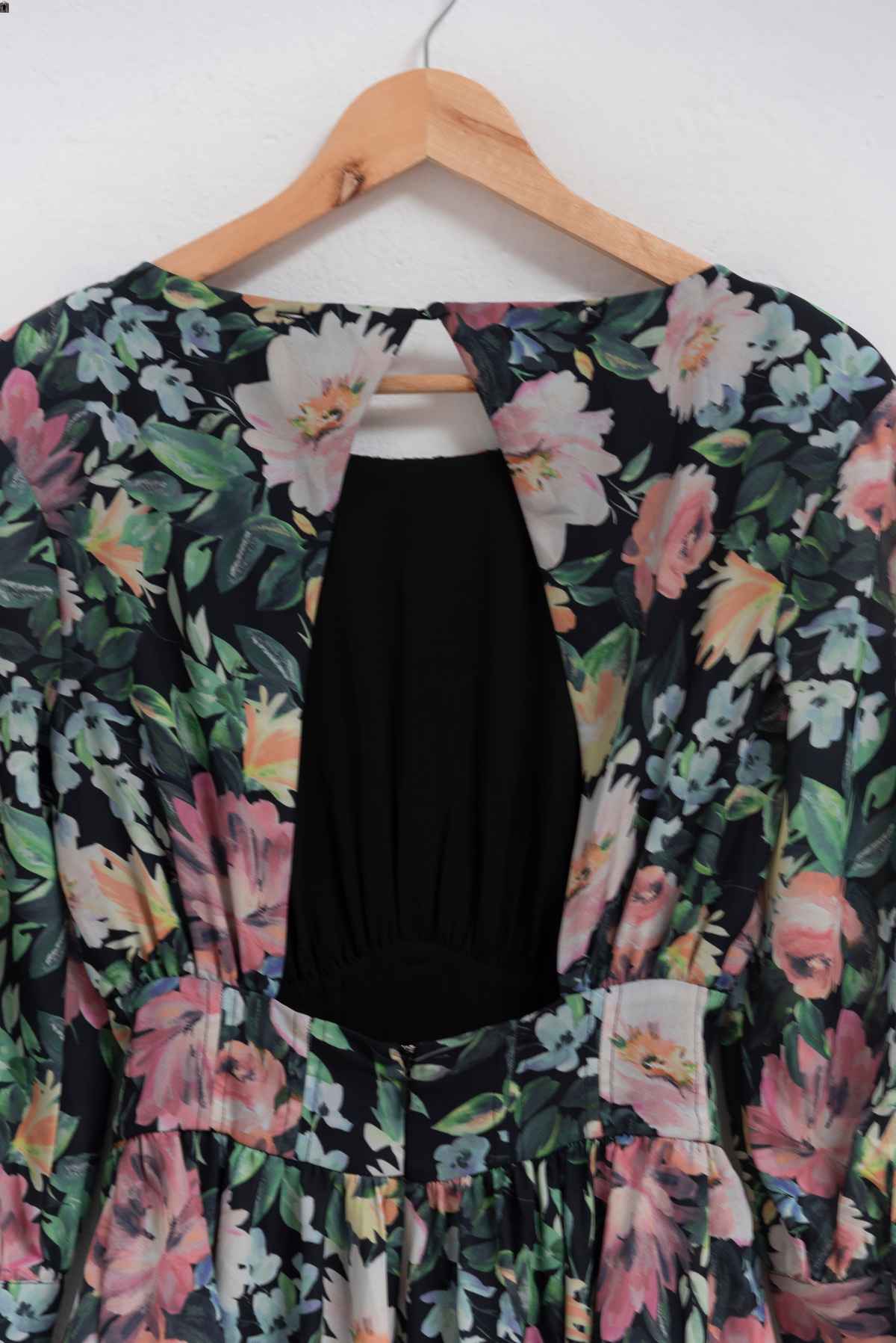 Vestido flores espalda abierta - For Love y Lemono - Talla XS