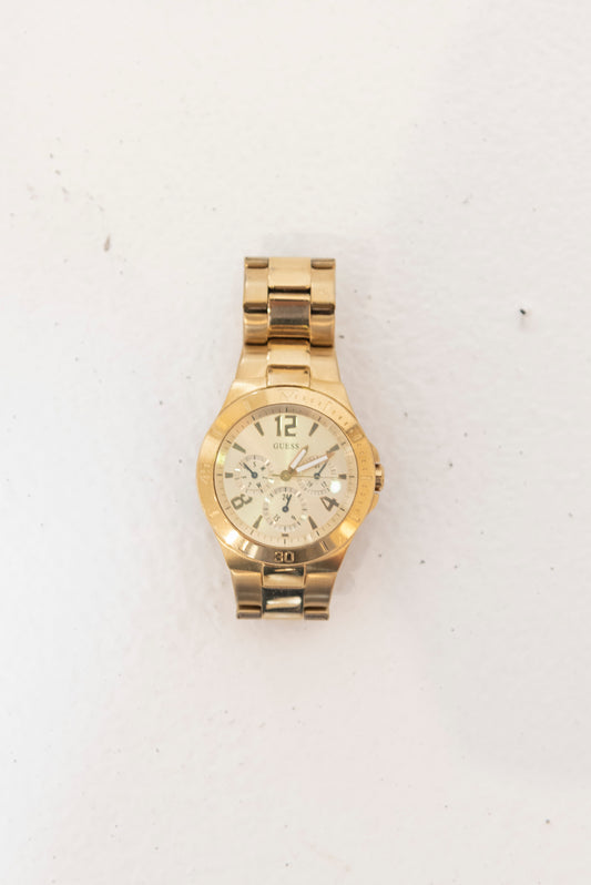 Reloj dorado - Guess