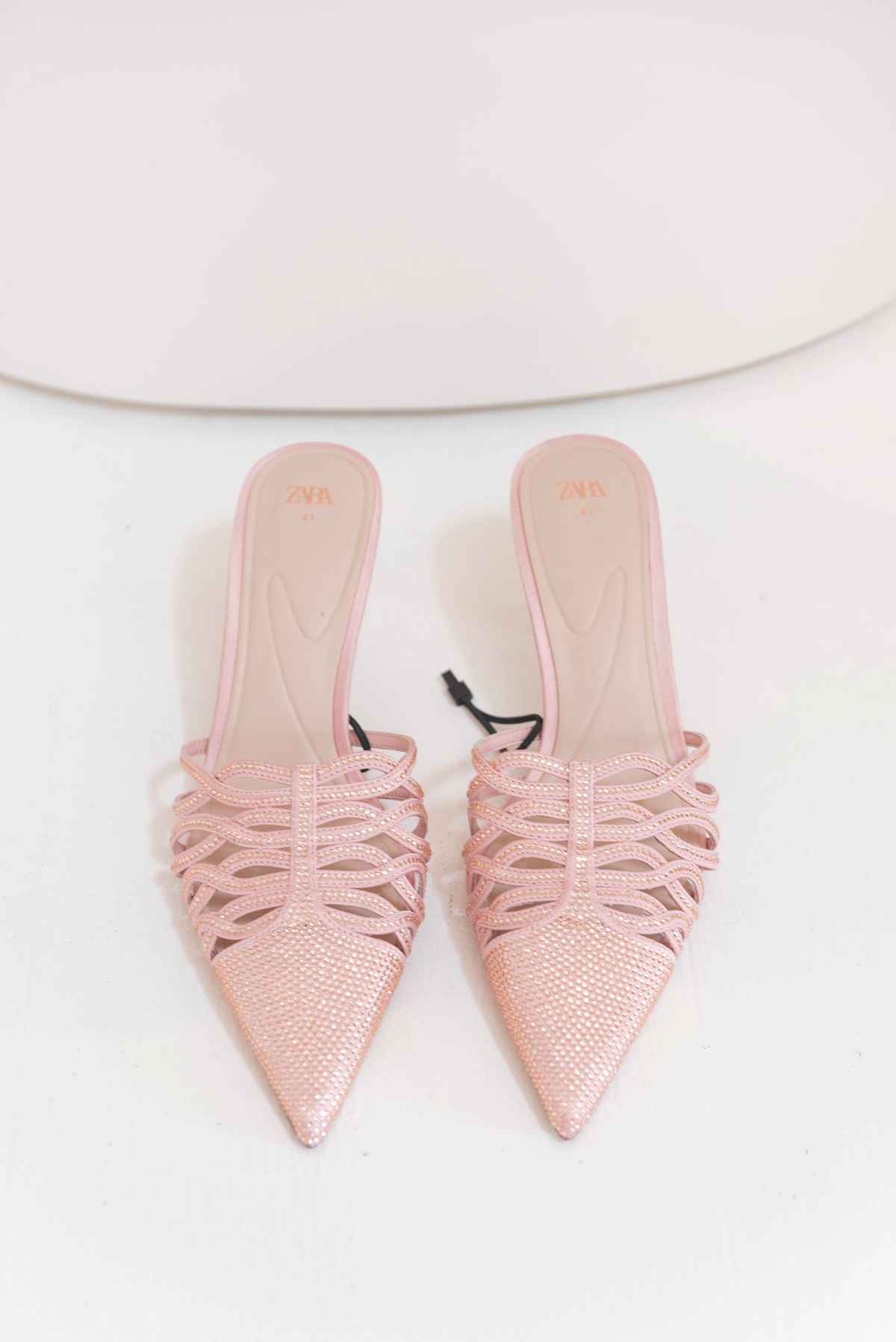 Zapatos estiletos rosa brillo - Zara - Talla 41