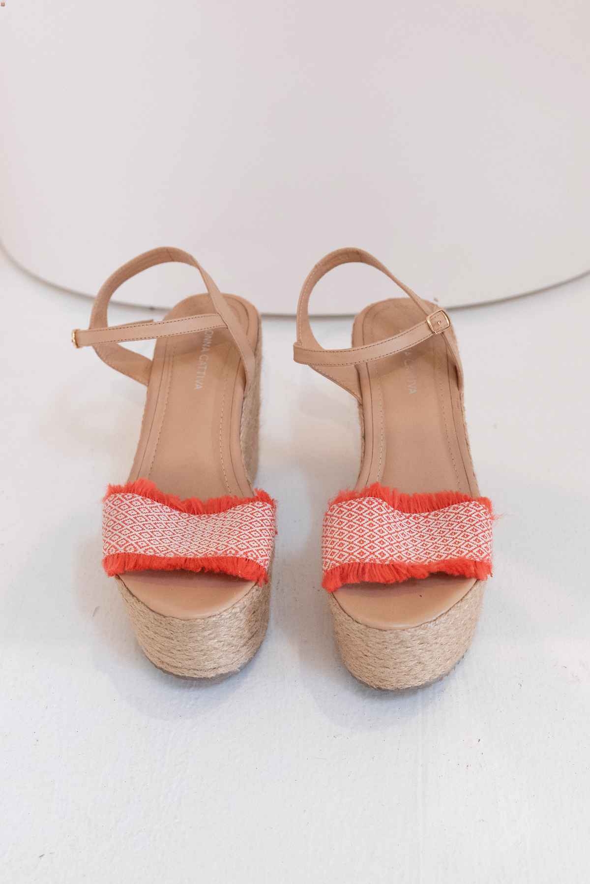 Sandalias naranjas plataforma - Donna Cattiva - Talla 39