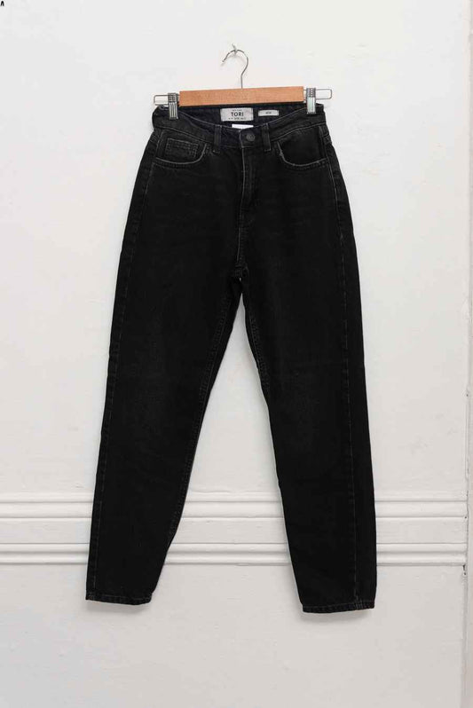 Jeans negro mons fit - Talla 26 - Tori