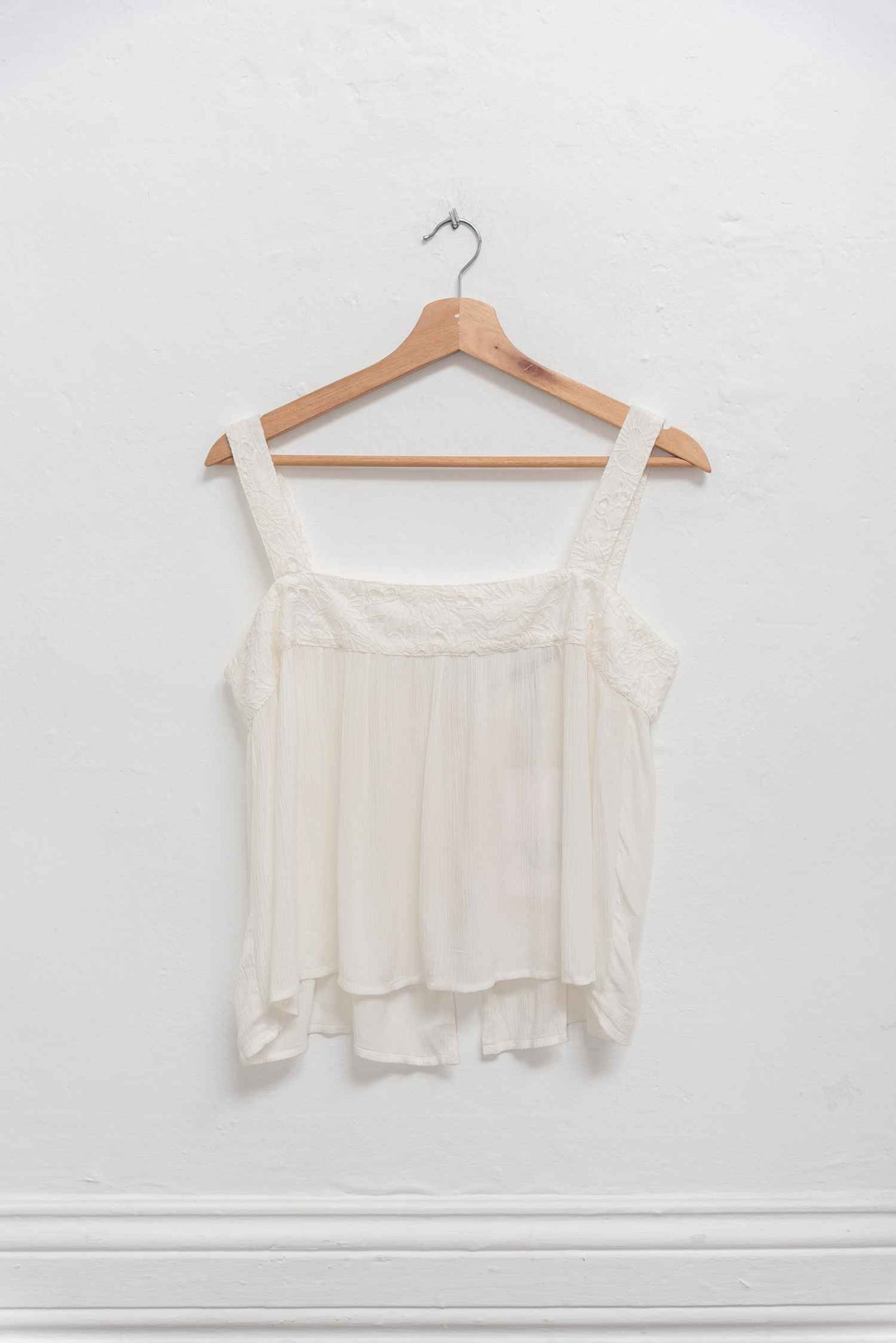 Top blanco bordado - Talla M - Zara