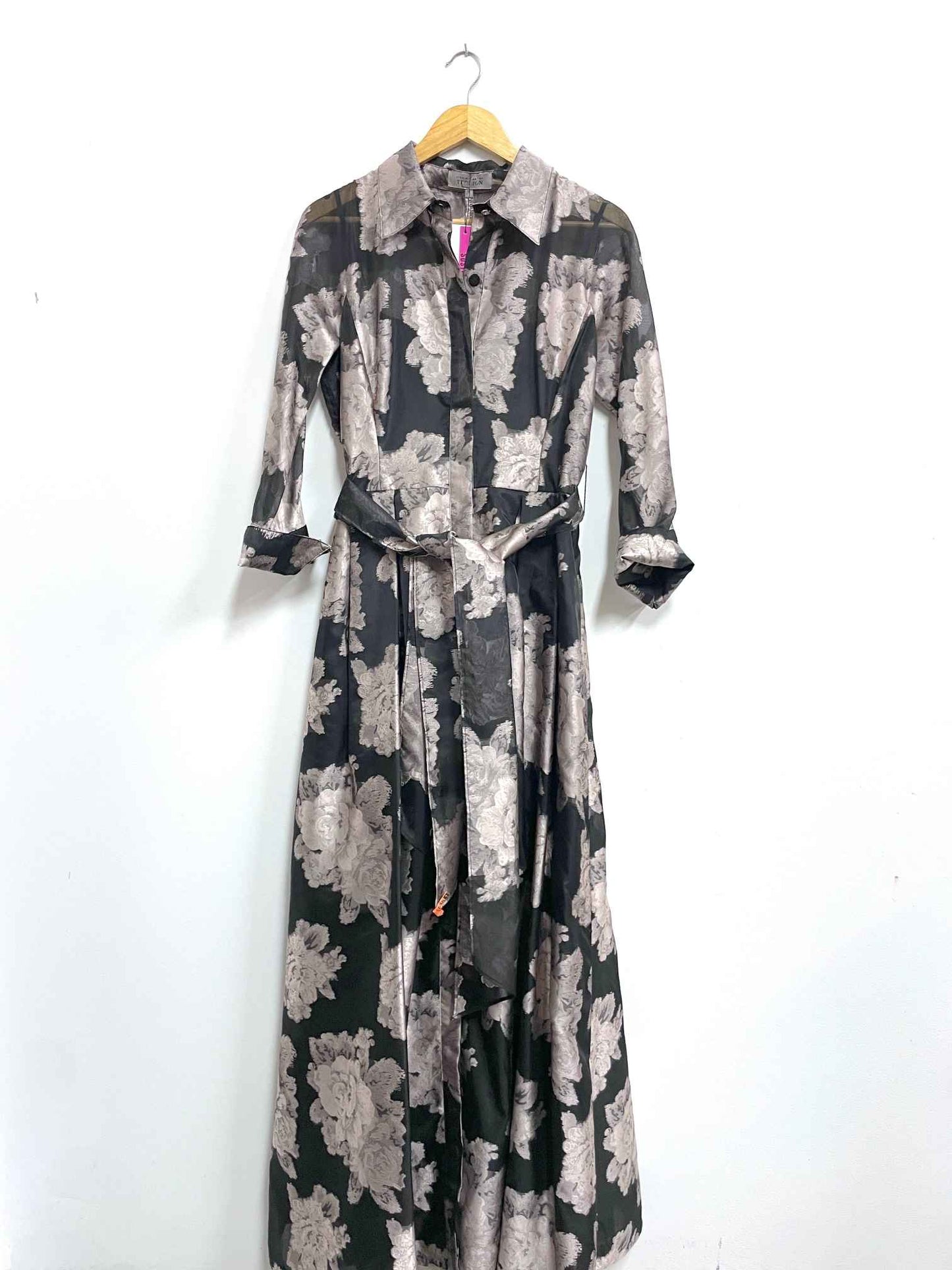 Vestido negro flores rosadas - Teri Jon - Talla S