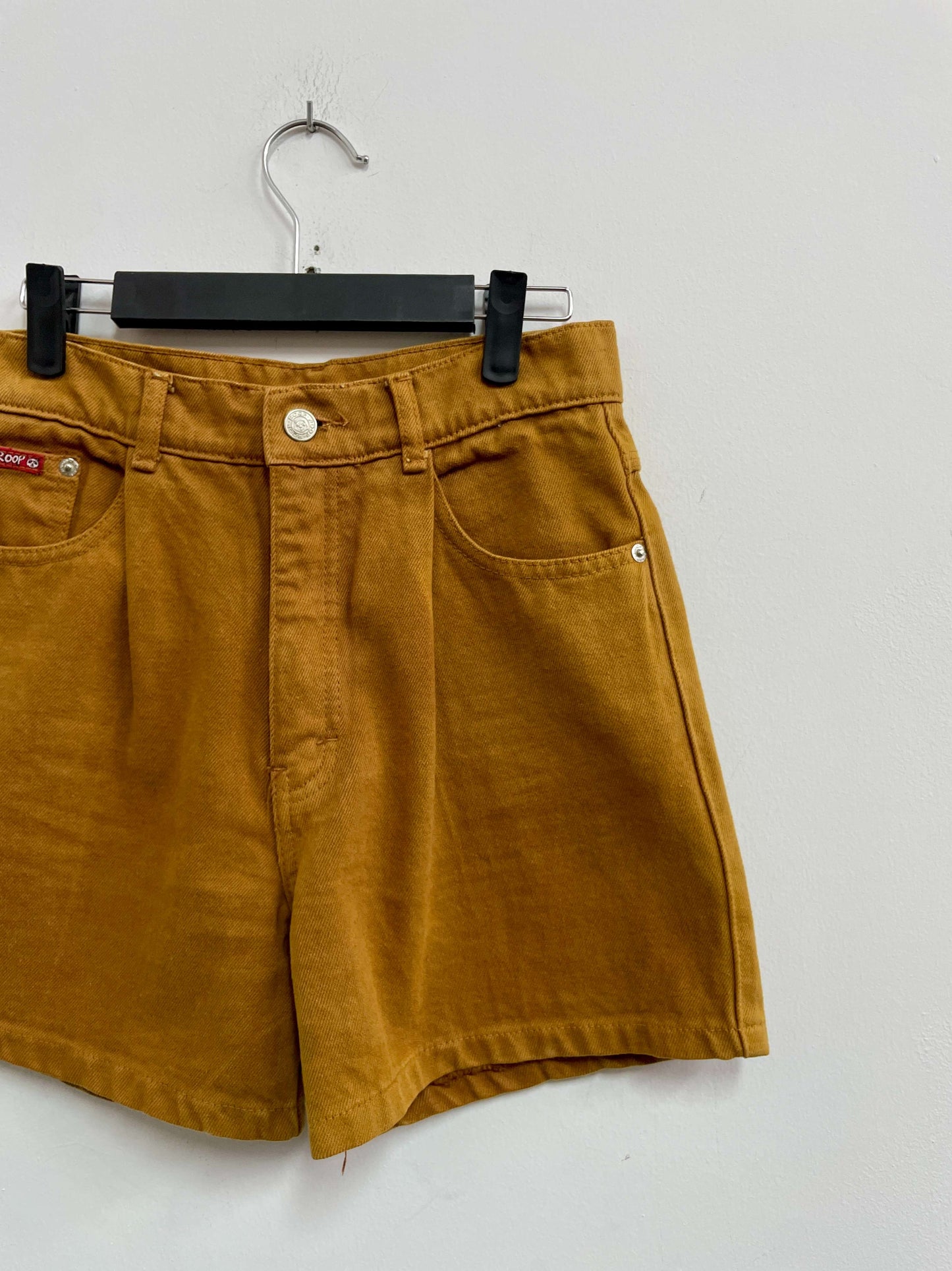Short mostaza - Roop - Talla S