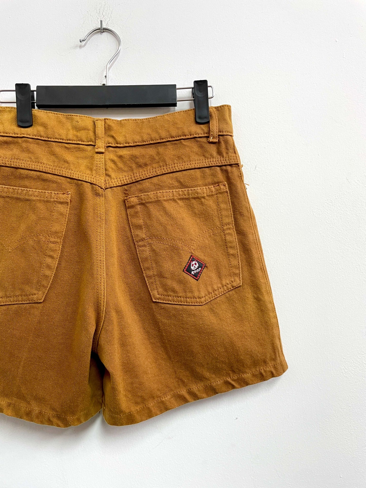 Short mostaza - Roop - Talla S