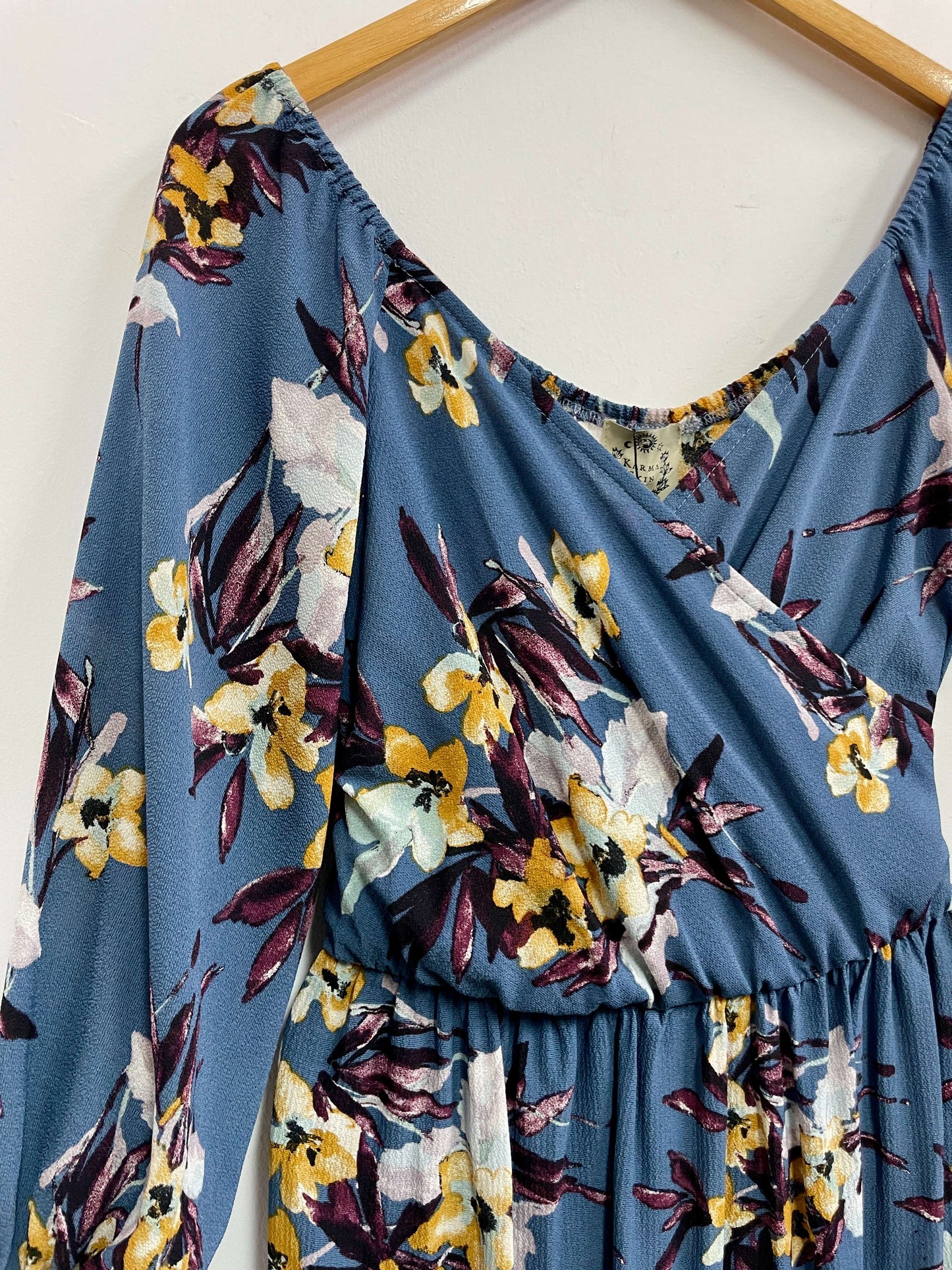 Vestido azul flores - Karma Skin - Talla S