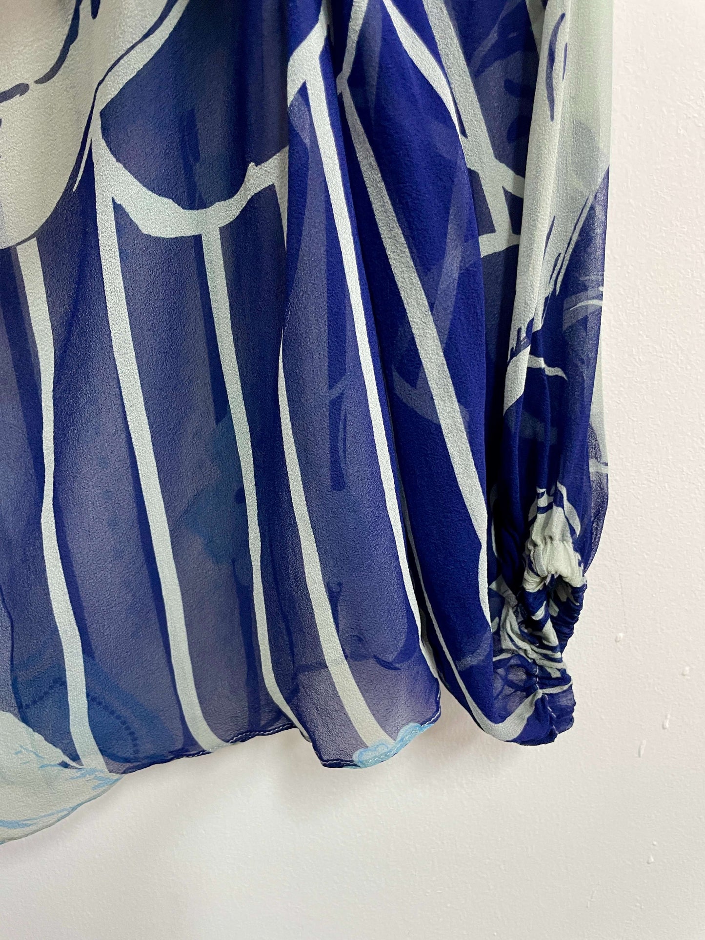 Blusa tonos azules estampada 100& seda - Silvia Tcherassi - Talla S