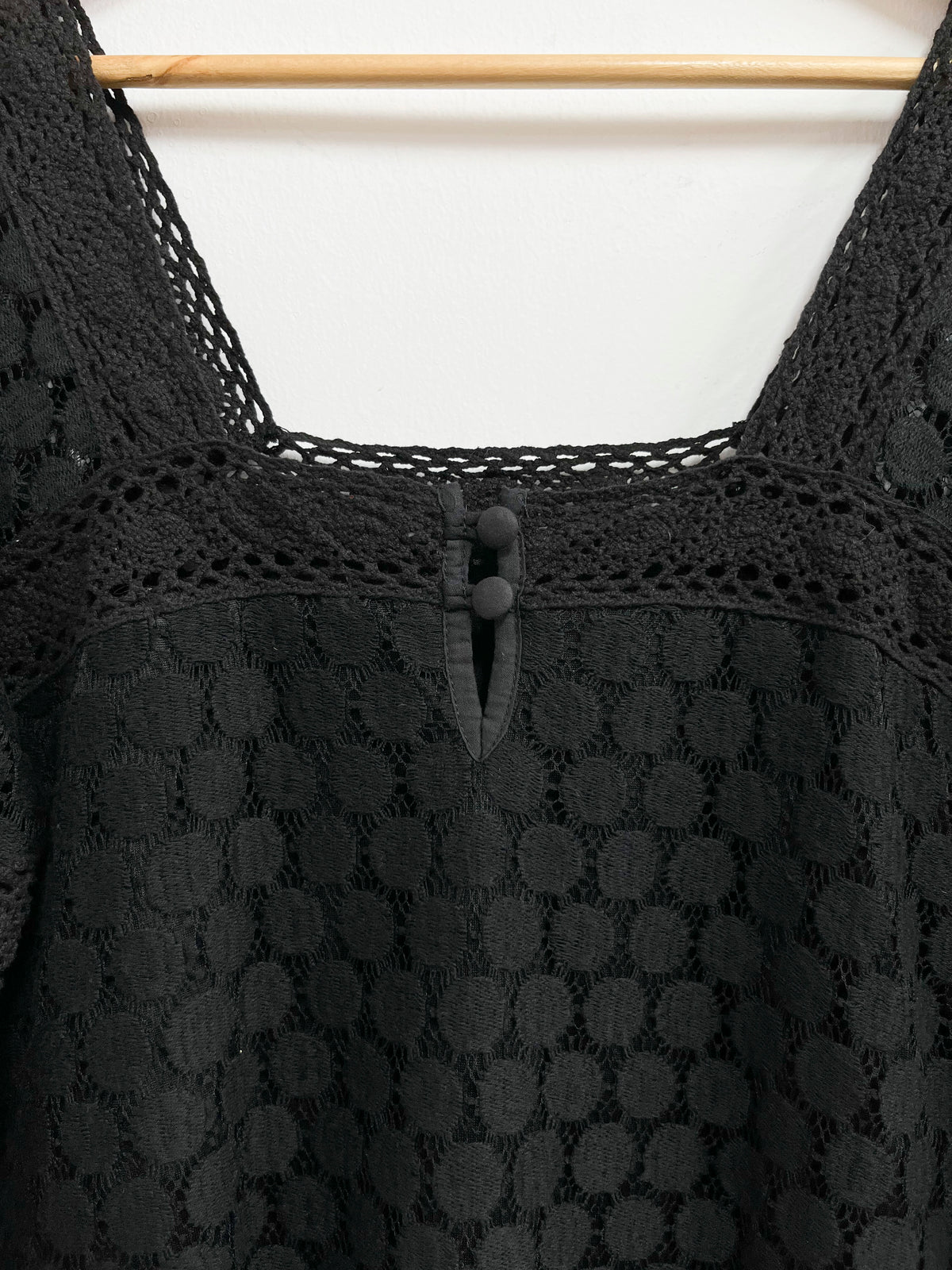 Vestido negro encaje de bolitas - Solitaire - Talla S