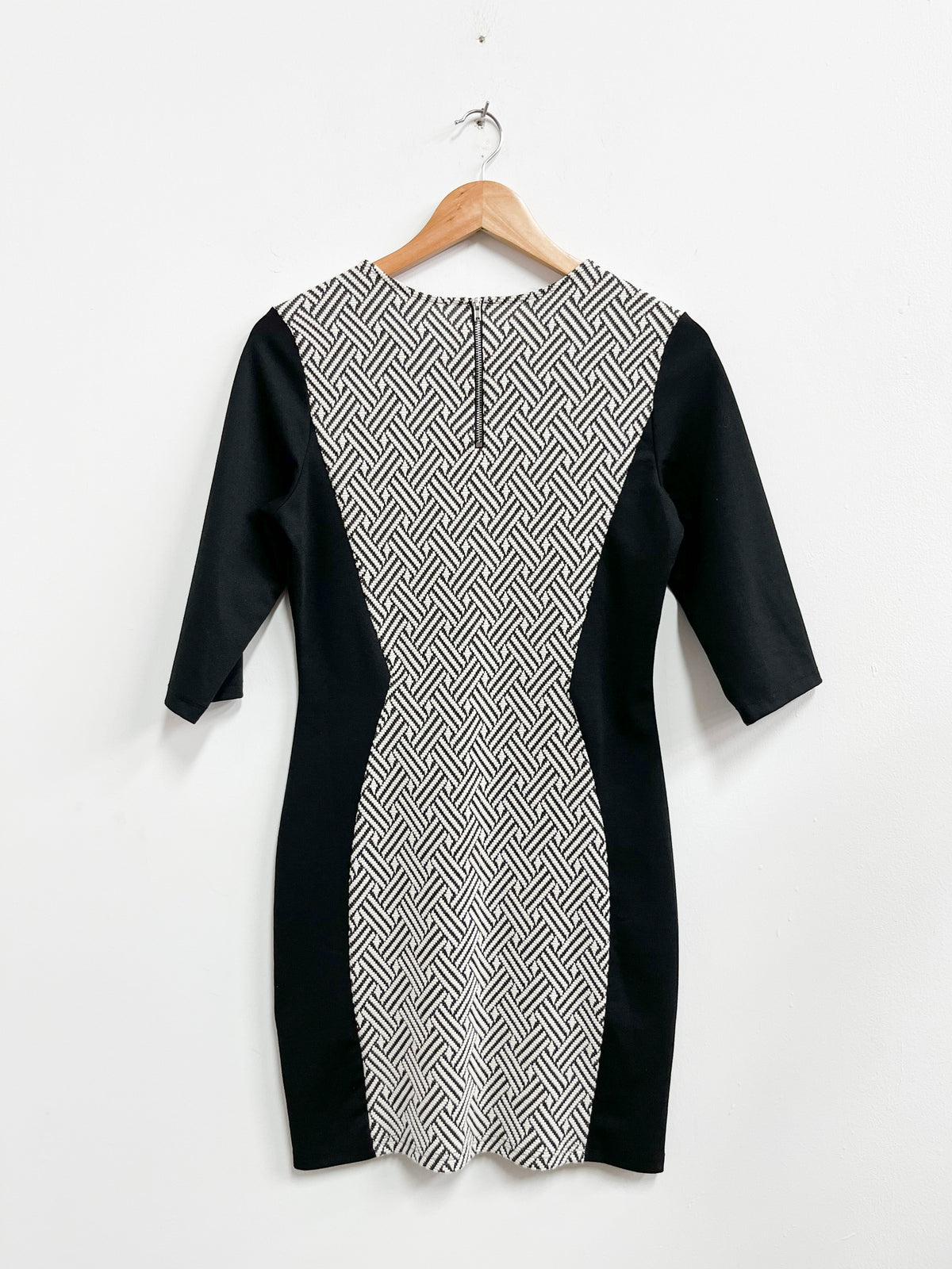 Vestido doble textura negro con blanco - H&M - Talla M/L