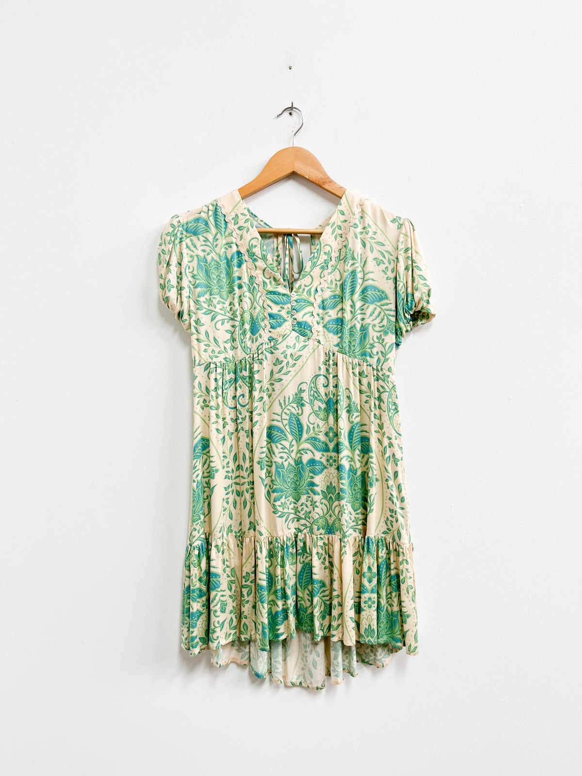 Vestido corto verde con hojas - Basament - Talla M