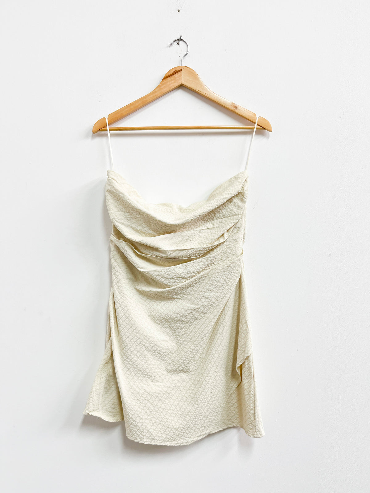 Vestido strapless beige - Mango - Talla L