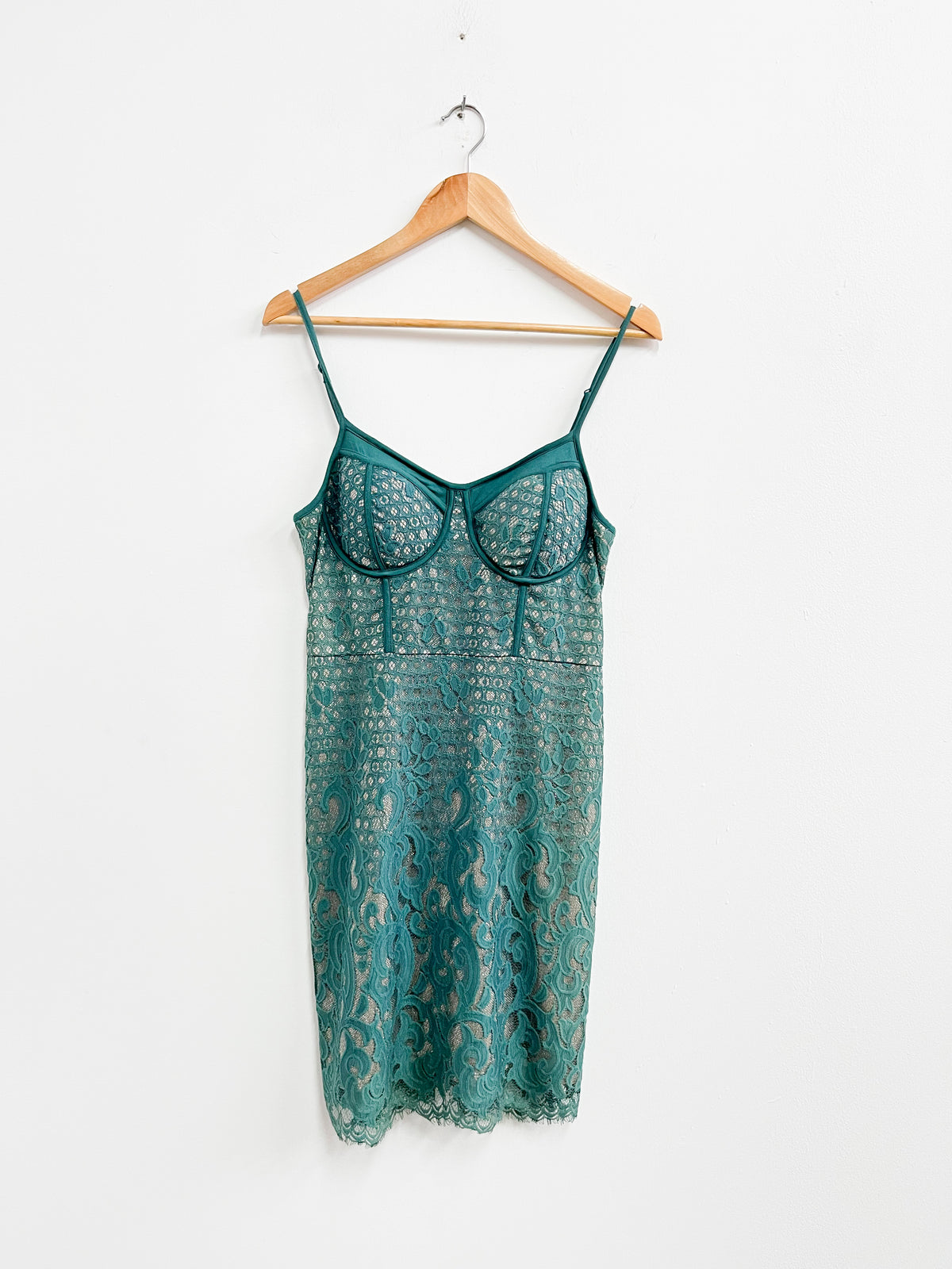 Vestido verde encaje brillos - Guess - Talla L